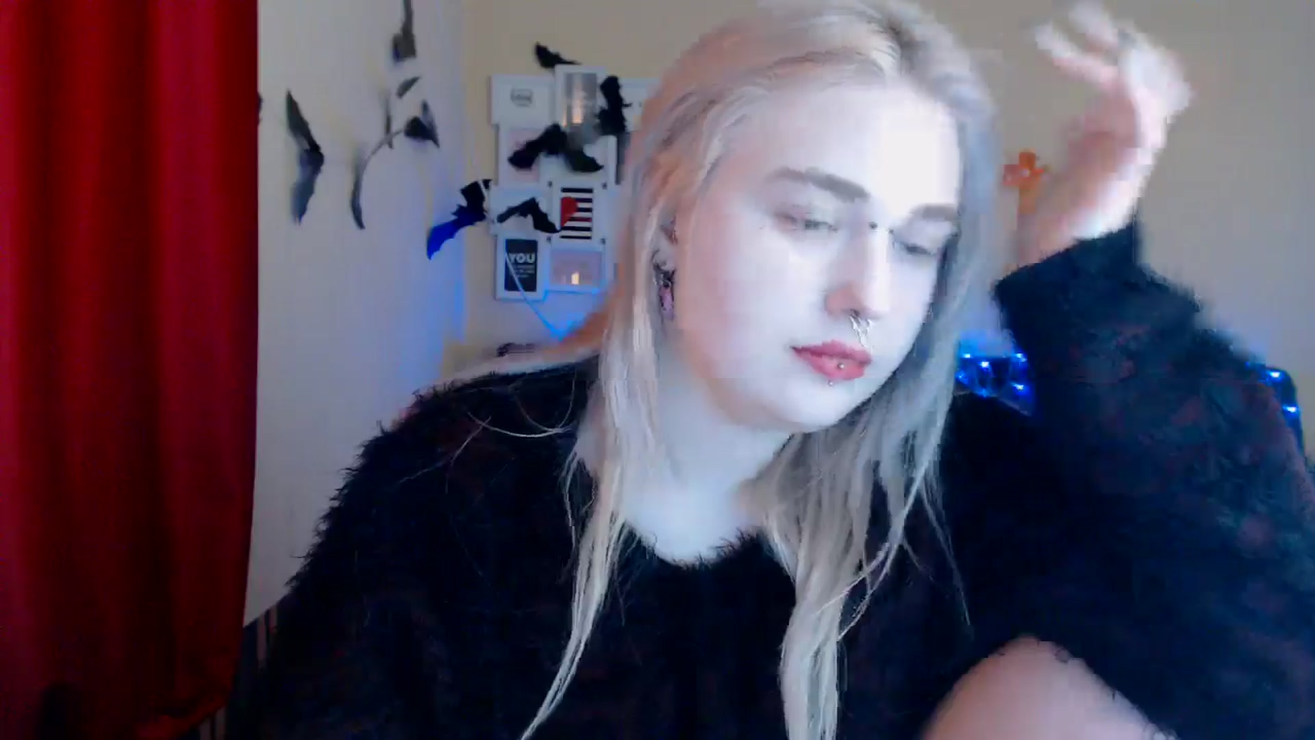 Gallery image thumbnail from Killinna's myfreecams stream on, 12/08/2024, 17:00 image 18 of 20