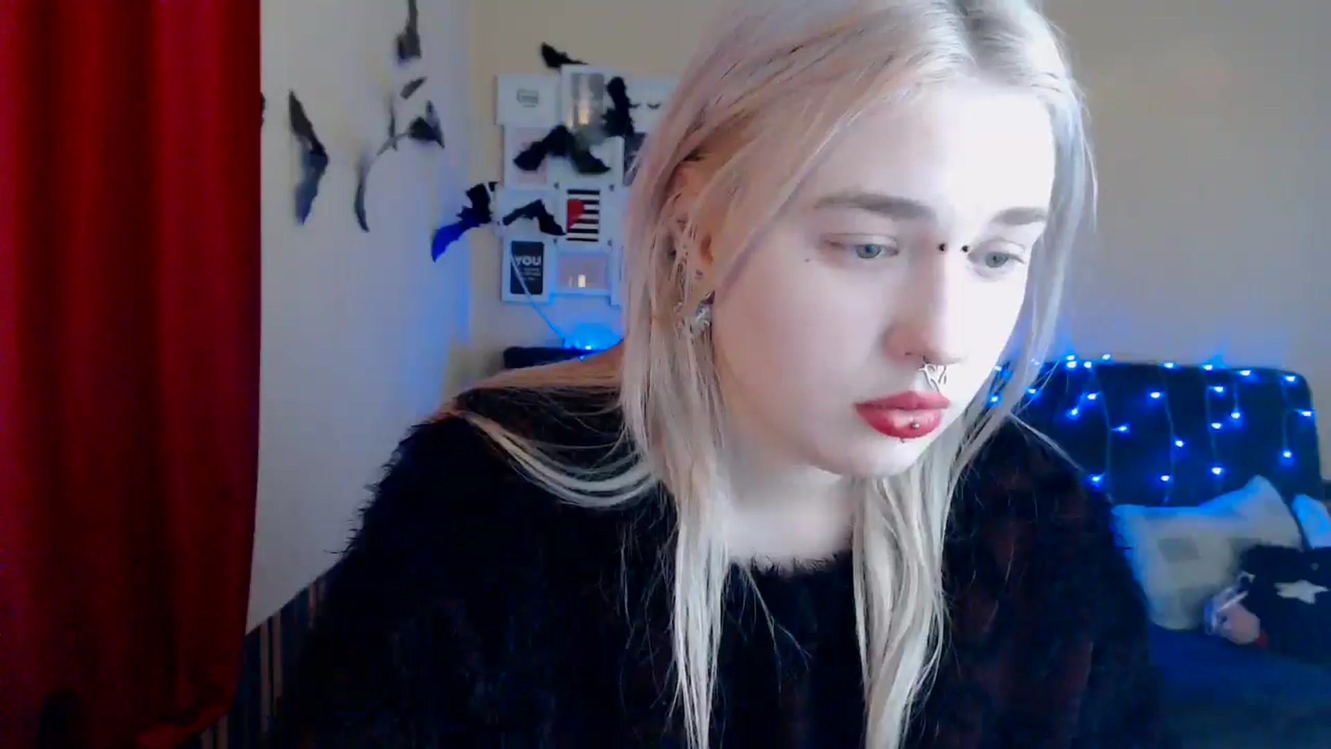 Gallery image thumbnail from Killinna's myfreecams stream on, 12/08/2024, 17:00 image 14 of 20
