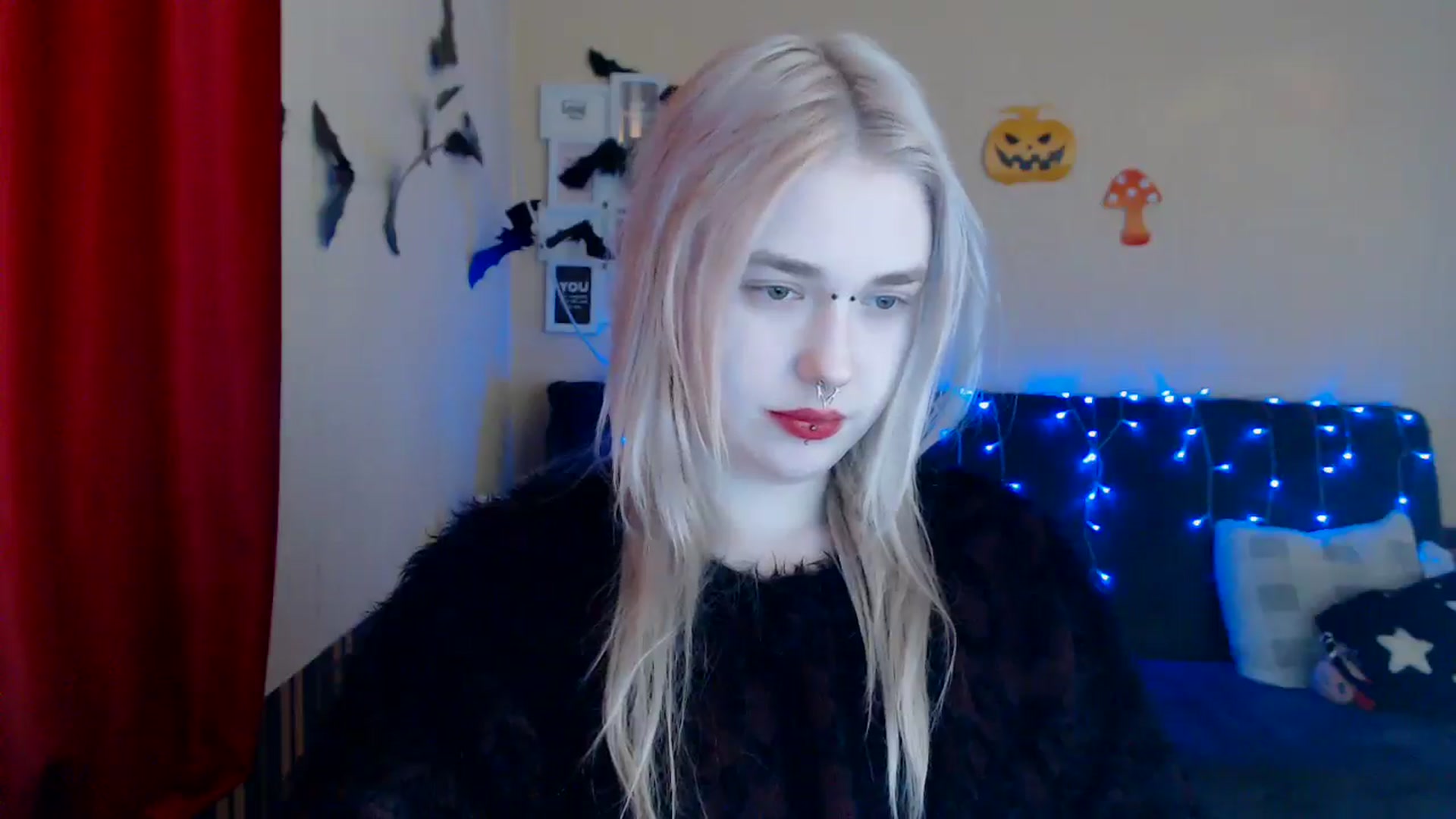 Gallery image thumbnail from Killinna's myfreecams stream on, 12/08/2024, 17:00 image 9 of 20