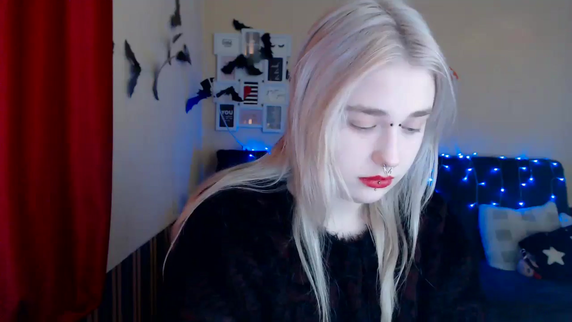 Gallery image thumbnail from Killinna's myfreecams stream on, 12/08/2024, 17:00 image 4 of 20