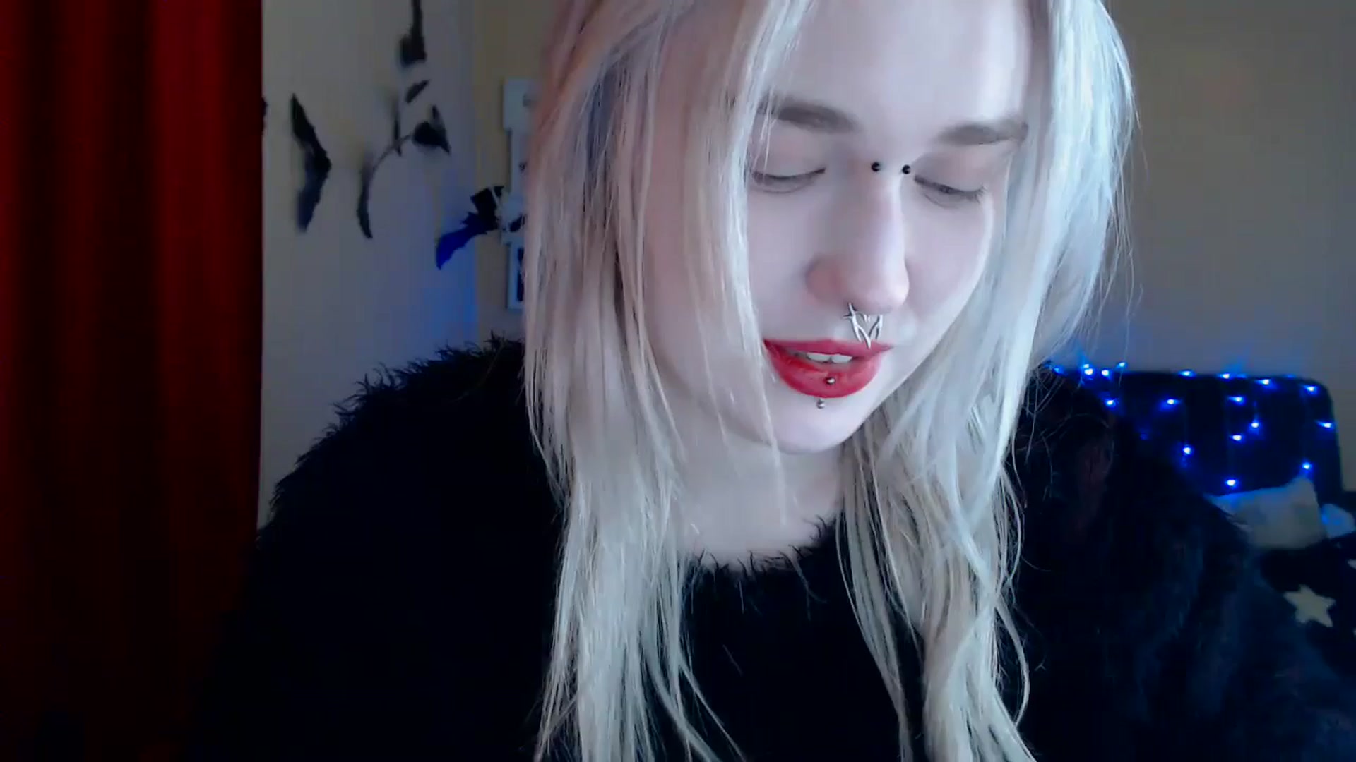 Gallery image thumbnail from Killinna's myfreecams stream on, 12/08/2024, 17:00 image 8 of 20