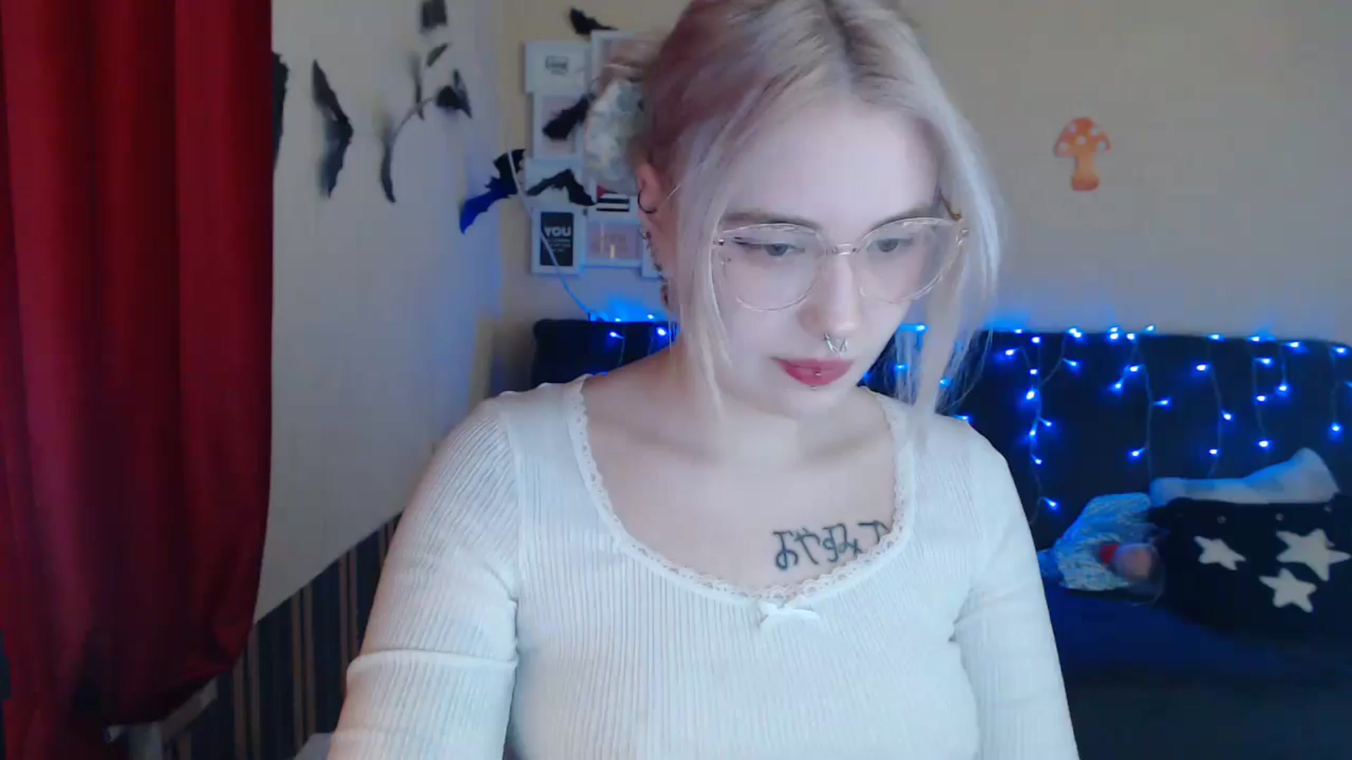 Gallery image thumbnail from Killinna's myfreecams stream on, 12/11/2024, 15:22 image 6 of 20