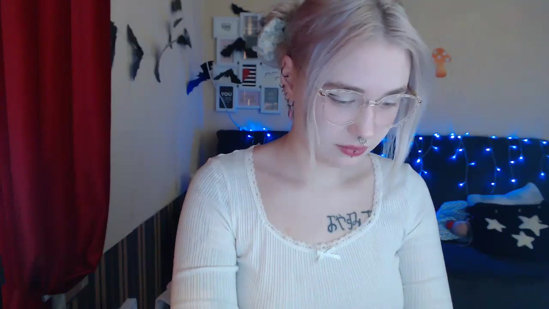 Gallery image thumbnail from Killinna's myfreecams stream on, 12/11/2024, 15:22 image 3 of 20