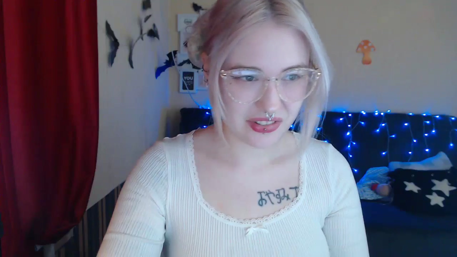 Gallery image thumbnail from Killinna's myfreecams stream on, 12/11/2024, 15:22 image 7 of 20