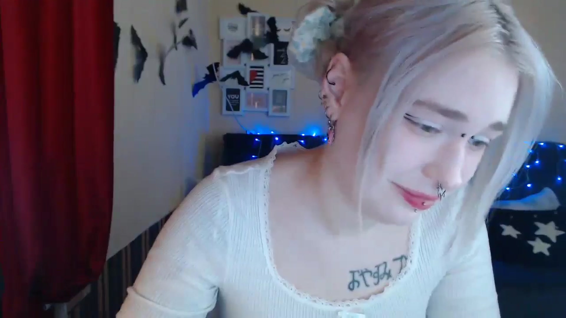 Gallery image thumbnail from Killinna's myfreecams stream on, 12/11/2024, 15:22 image 4 of 20