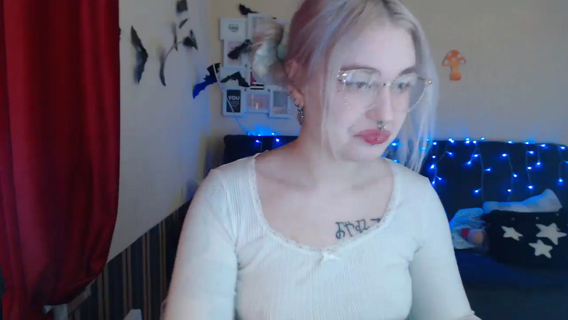 Gallery image thumbnail from Killinna's myfreecams stream on, 12/11/2024, 15:22 image 14 of 20