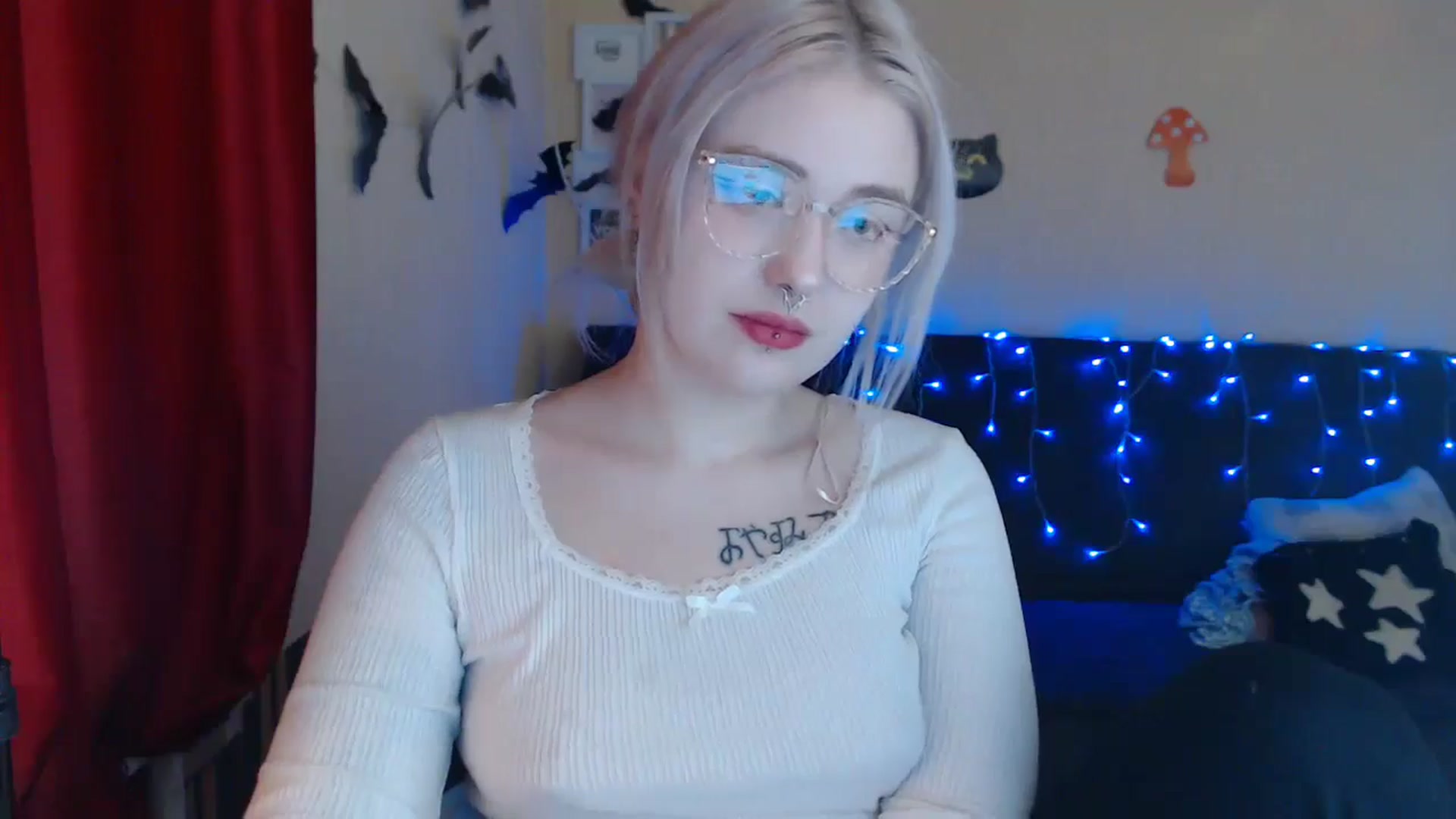 Gallery image thumbnail from Killinna's myfreecams stream on, 12/11/2024, 17:02 image 4 of 20