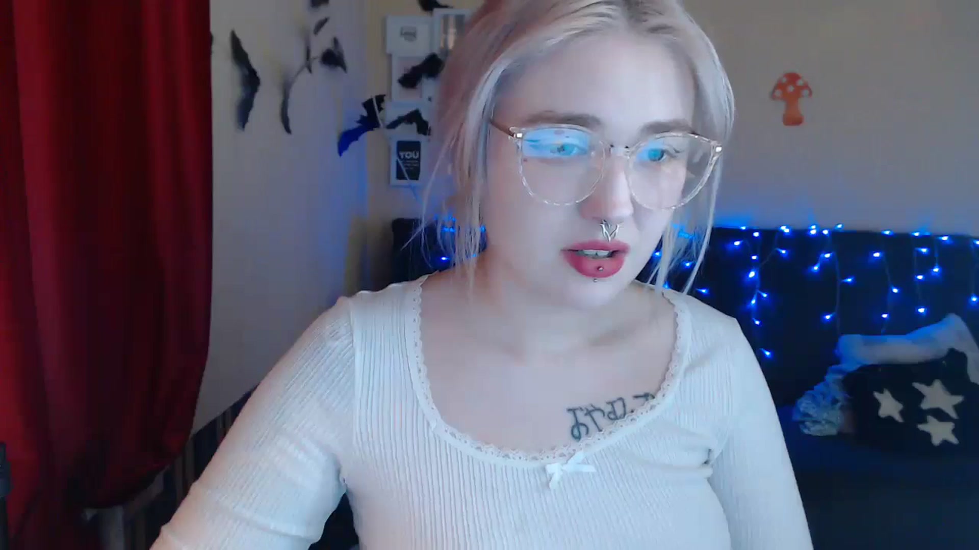 Gallery image thumbnail from Killinna's myfreecams stream on, 12/11/2024, 17:02 image 7 of 20