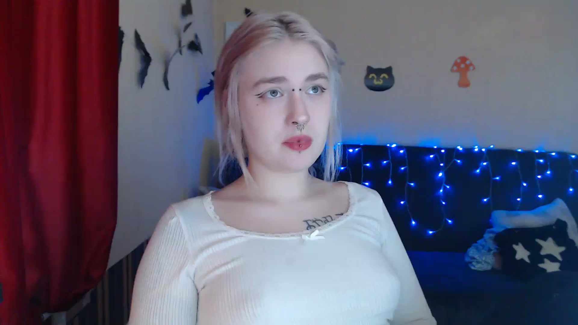 Gallery image thumbnail from Killinna's myfreecams stream on, 12/11/2024, 17:02 image 15 of 20