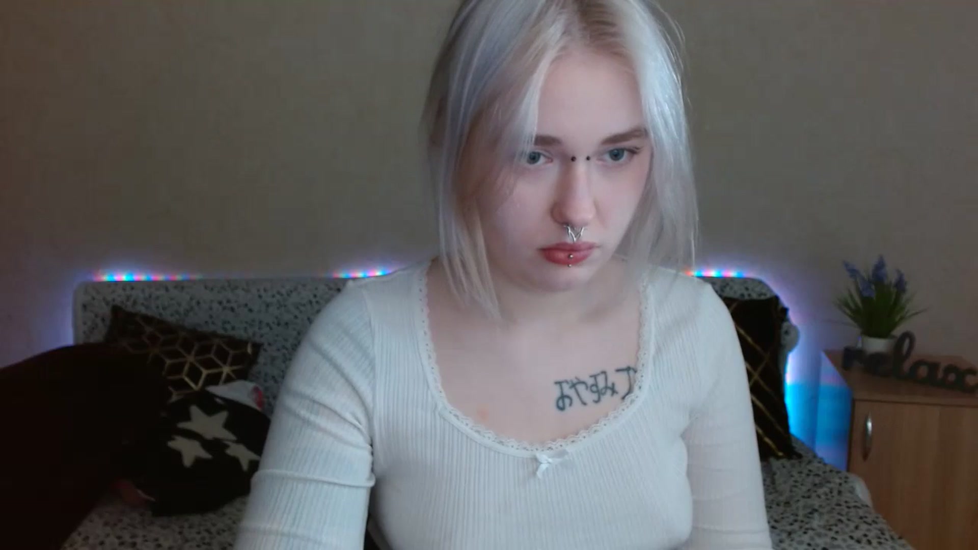 Gallery image thumbnail from Killinna's myfreecams stream on, 12/12/2024, 16:02 image 16 of 20
