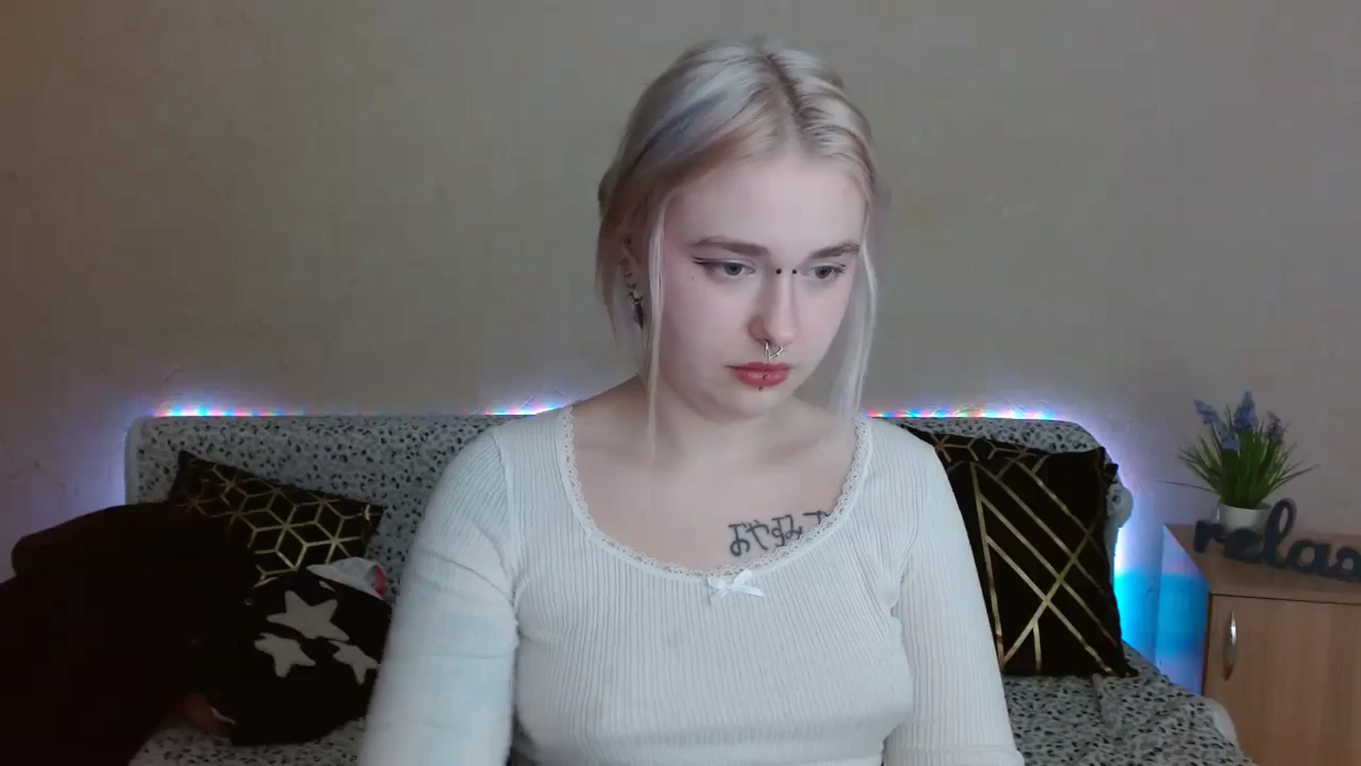 Gallery image thumbnail from Killinna's myfreecams stream on, 12/12/2024, 16:02 image 10 of 20