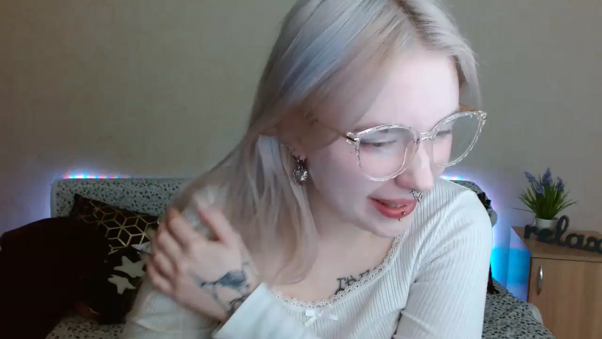 Gallery image thumbnail from Killinna's myfreecams stream on, 12/12/2024, 17:20 image 16 of 20