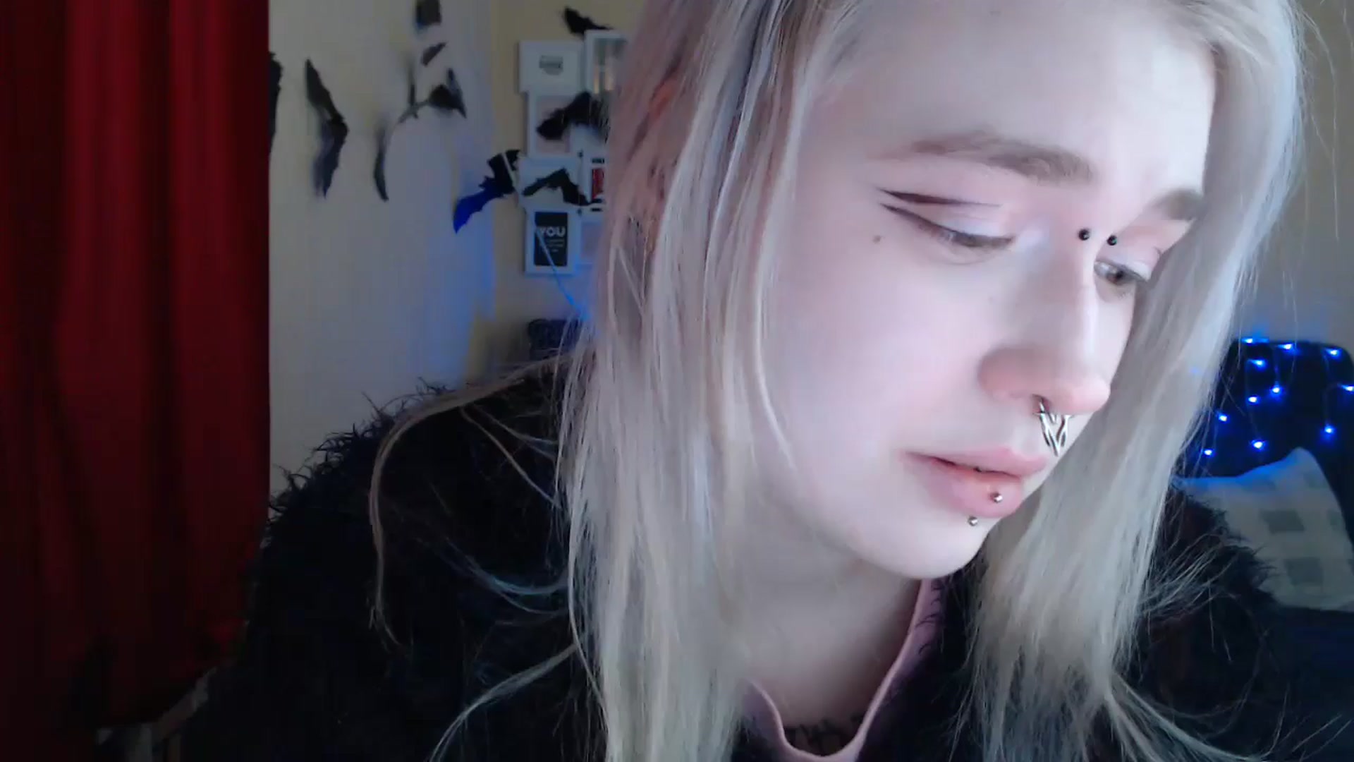 Gallery image thumbnail from Killinna's myfreecams stream on, 12/14/2024, 15:42 image 1 of 20