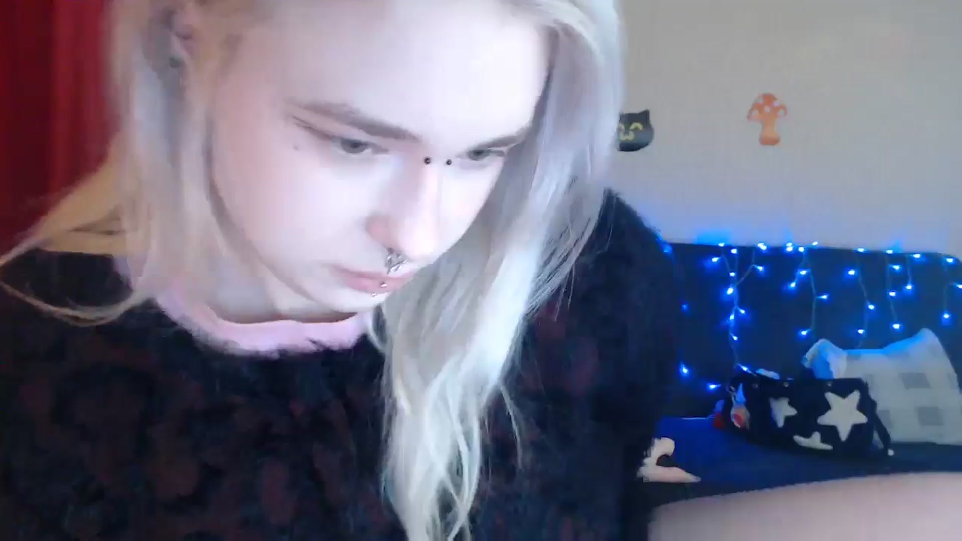 Gallery image thumbnail from Killinna's myfreecams stream on, 12/14/2024, 15:42 image 11 of 20