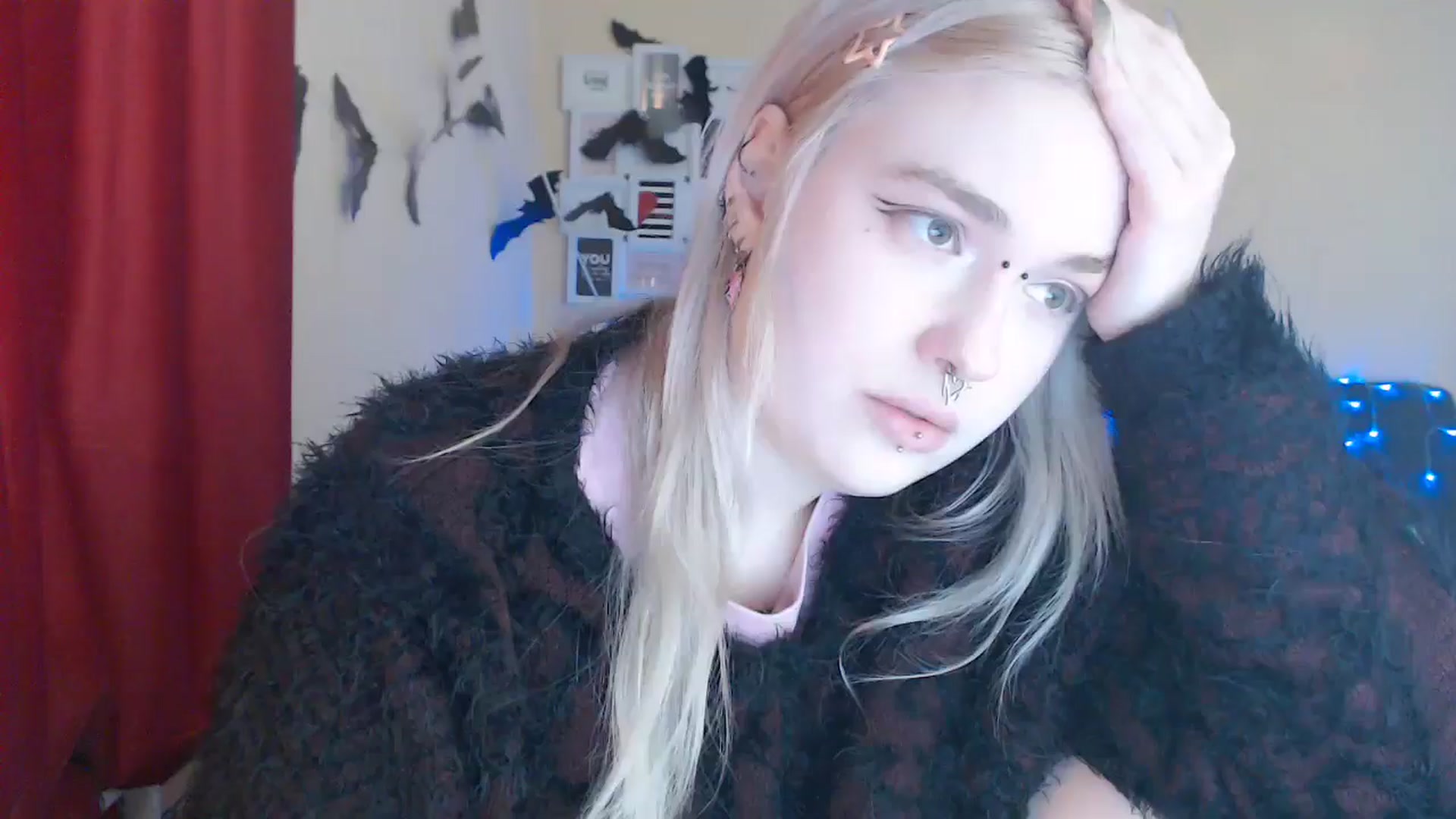 Gallery image thumbnail from Killinna's myfreecams stream on, 12/14/2024, 15:42 image 17 of 20