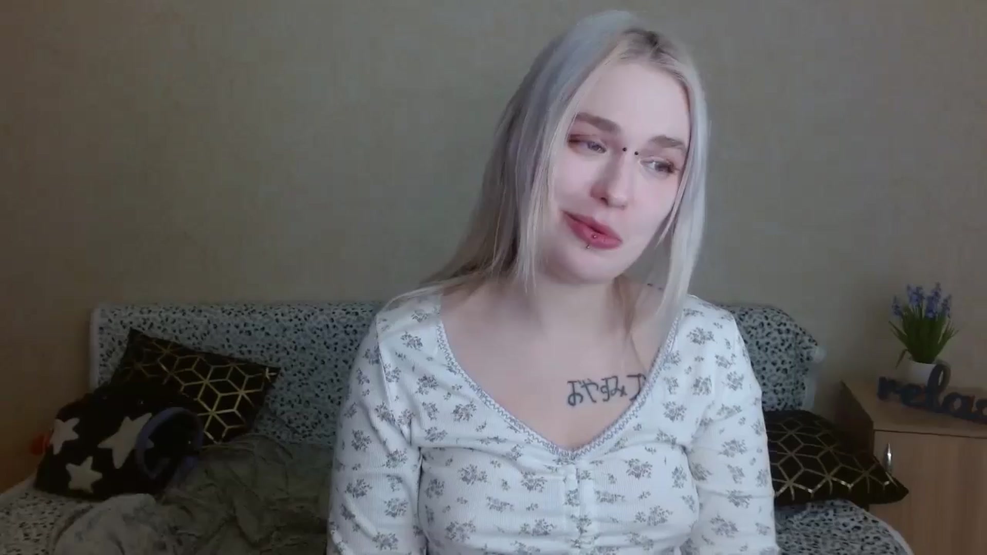 Gallery image thumbnail from Killinna's myfreecams stream on, 12/15/2024, 15:52 image 8 of 20