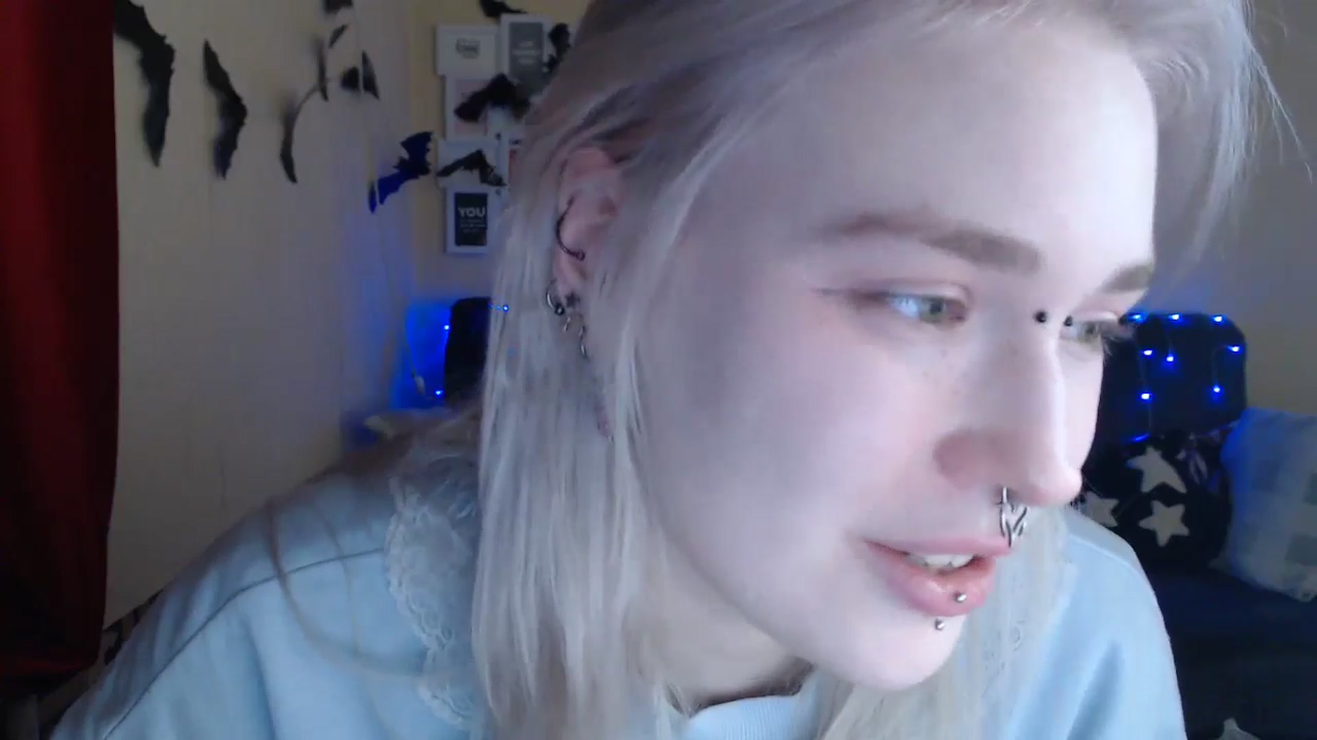 Gallery image thumbnail from Killinna's myfreecams stream on, 12/27/2024, 17:32 image 18 of 20