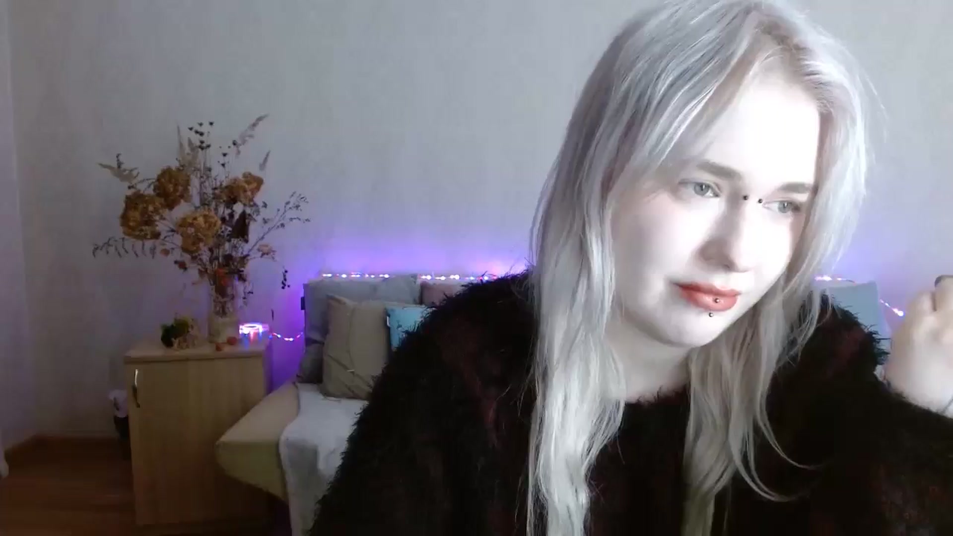 Gallery image thumbnail from Killinna's myfreecams stream on, 12/30/2024, 15:32 image 8 of 20