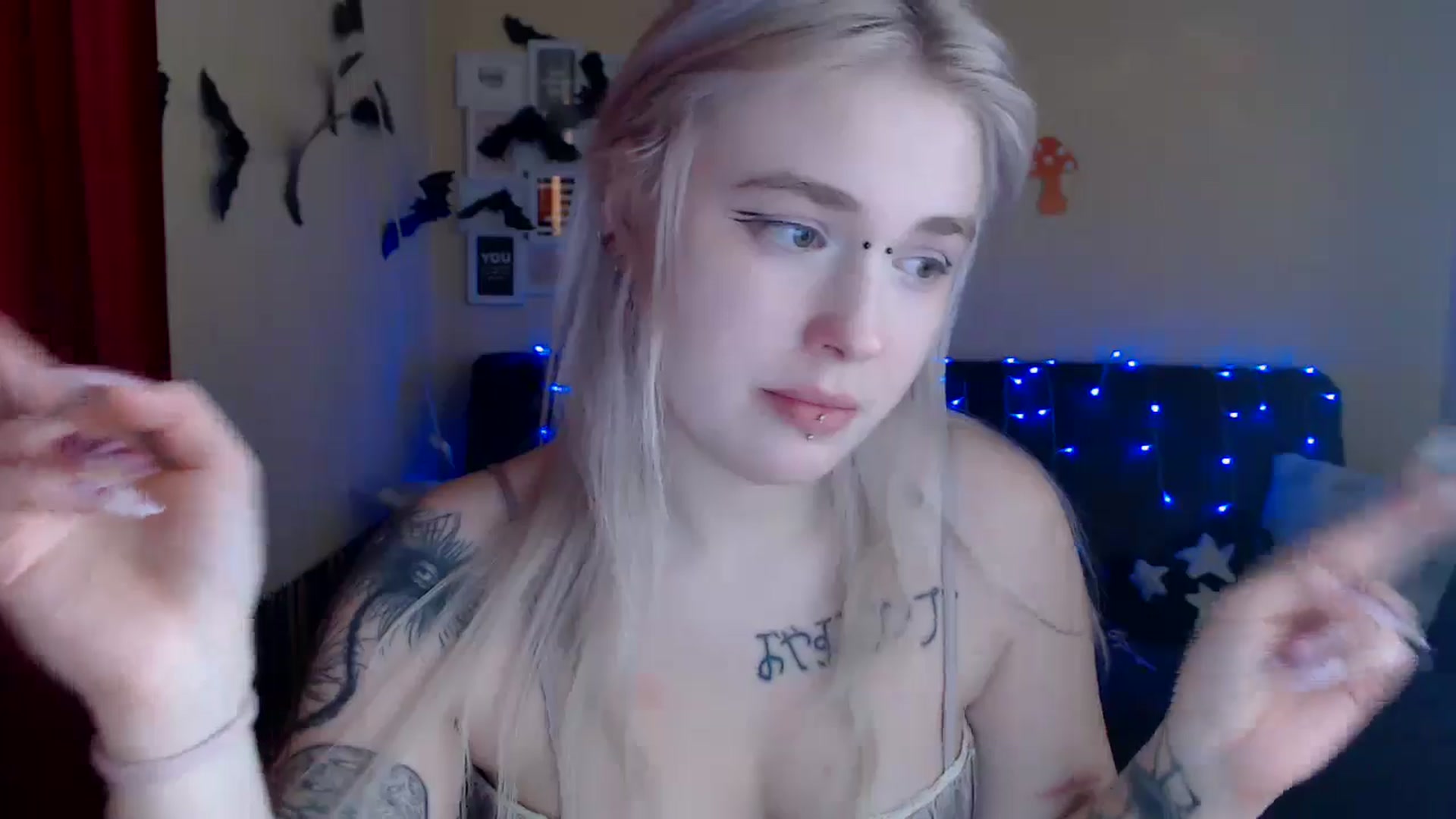 Gallery image thumbnail from Killinna's myfreecams stream on, 01/07/2025, 17:30 image 10 of 20