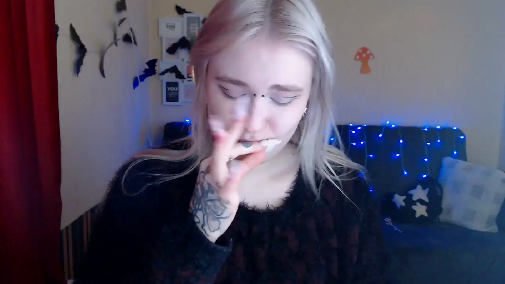 Gallery image thumbnail from Killinna's myfreecams stream on, 01/07/2025, 17:30 image 15 of 20