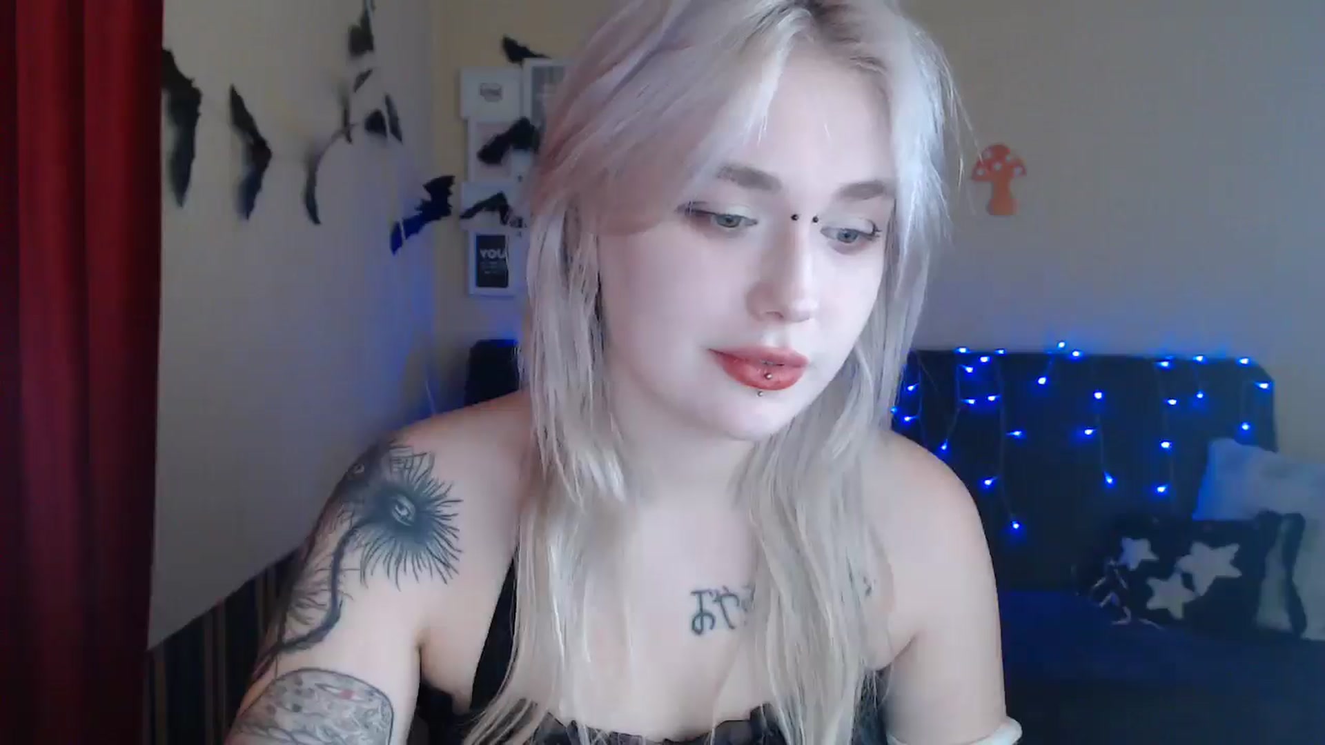 Gallery image thumbnail from Killinna's myfreecams stream on, 01/08/2025, 15:42 image 15 of 20