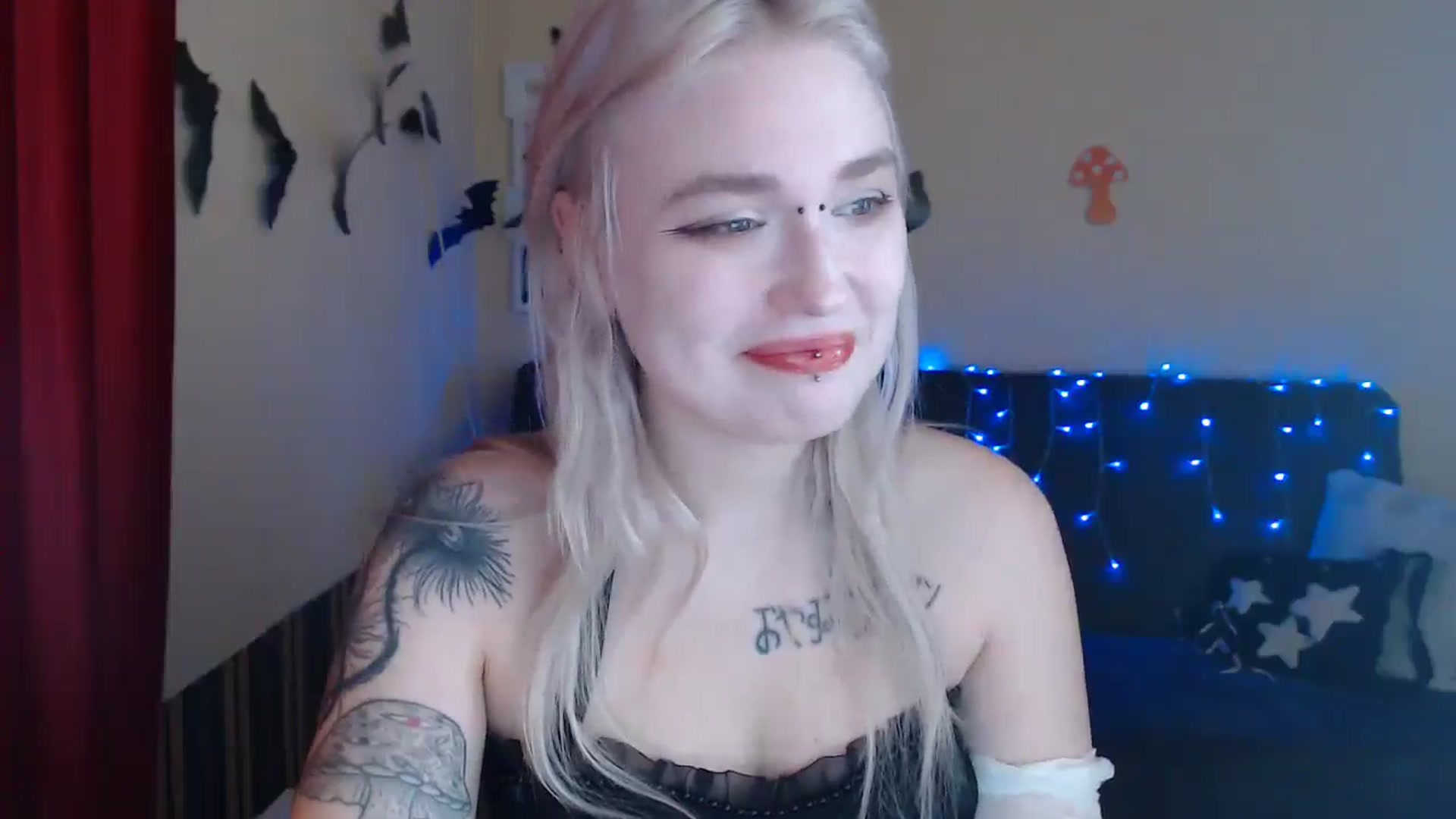 Gallery image thumbnail from Killinna's myfreecams stream on, 01/08/2025, 15:42 image 16 of 20