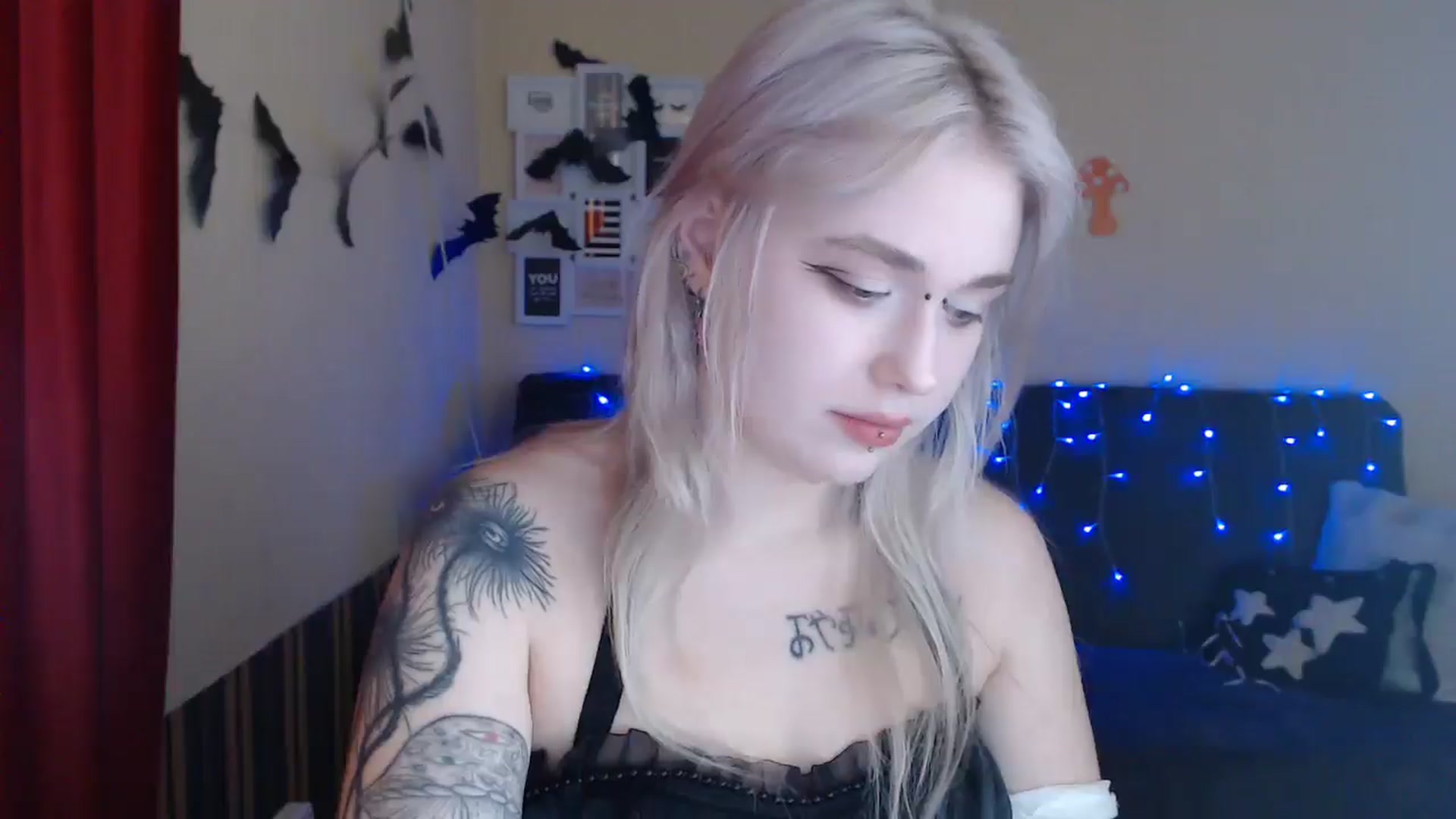 Gallery image thumbnail from Killinna's myfreecams stream on, 01/08/2025, 15:42 image 12 of 20