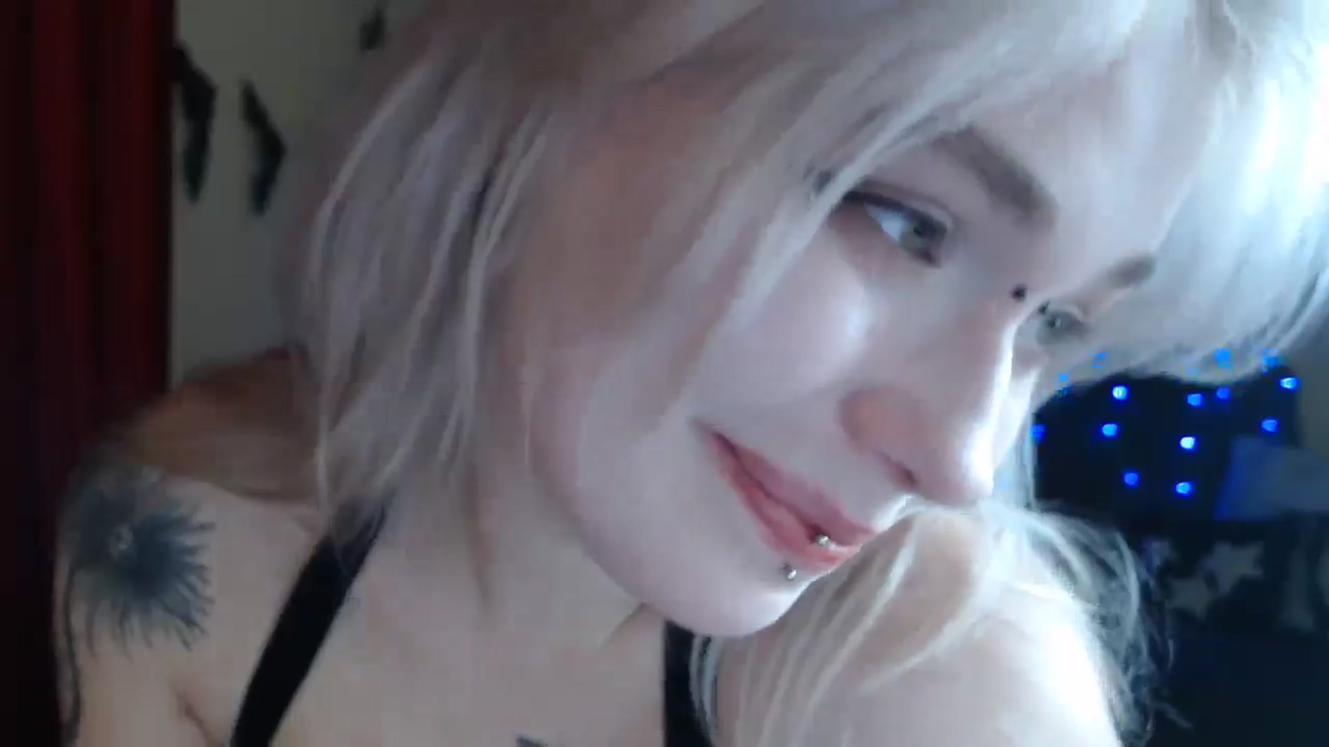Gallery image thumbnail from Killinna's myfreecams stream on, 01/08/2025, 15:42 image 9 of 20