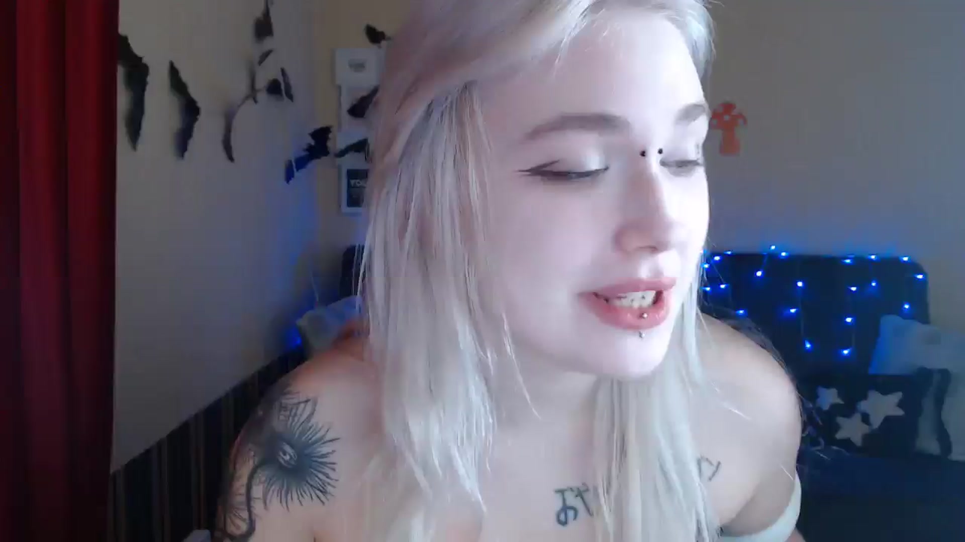Gallery image thumbnail from Killinna's myfreecams stream on, 01/08/2025, 15:42 image 1 of 20