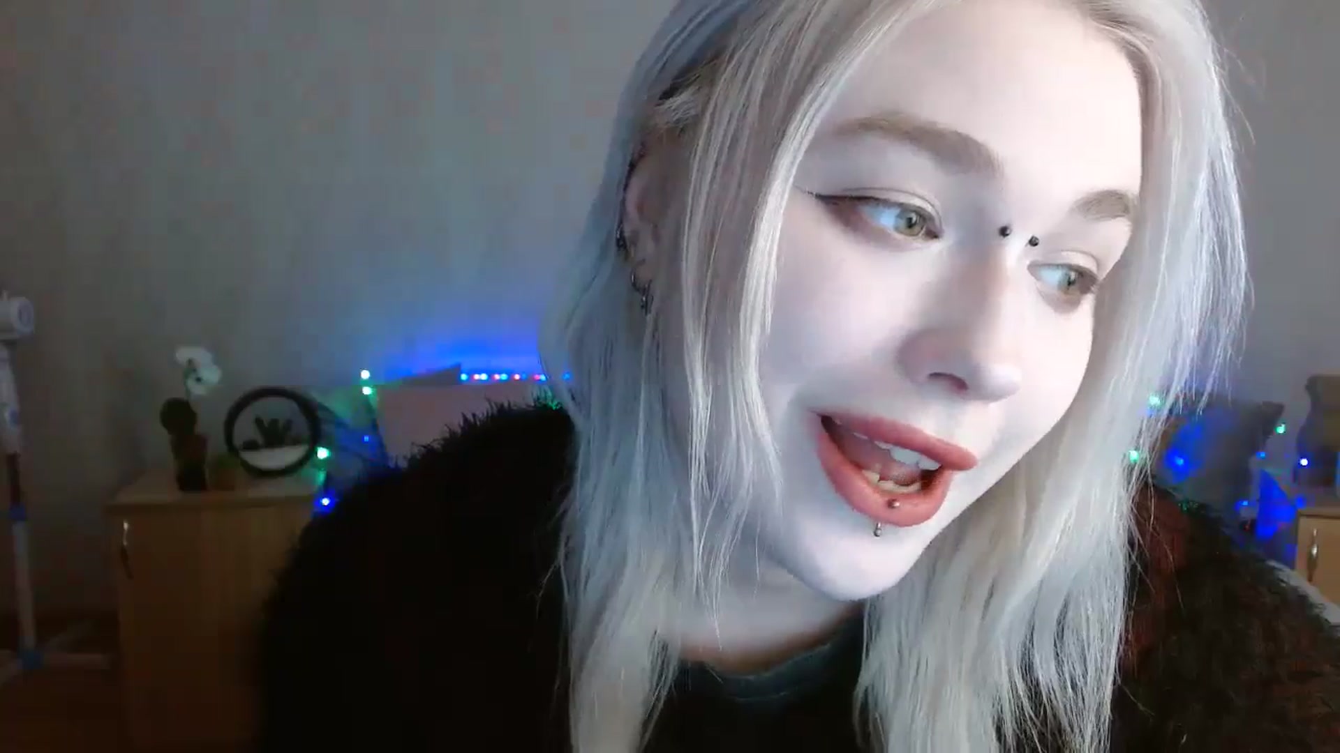 Gallery image thumbnail from Killinna's myfreecams stream on, 01/14/2025, 13:33 image 3 of 20