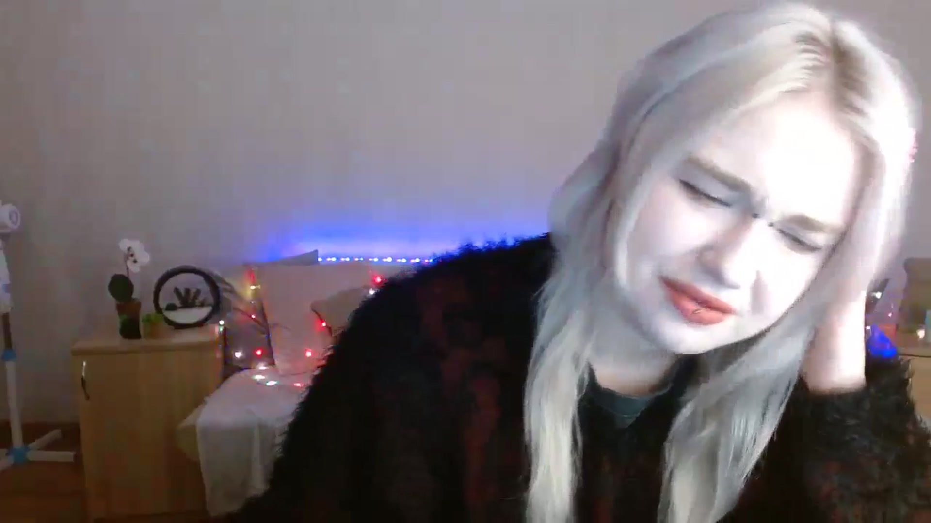 Gallery image thumbnail from Killinna's myfreecams stream on, 01/14/2025, 13:33 image 4 of 20