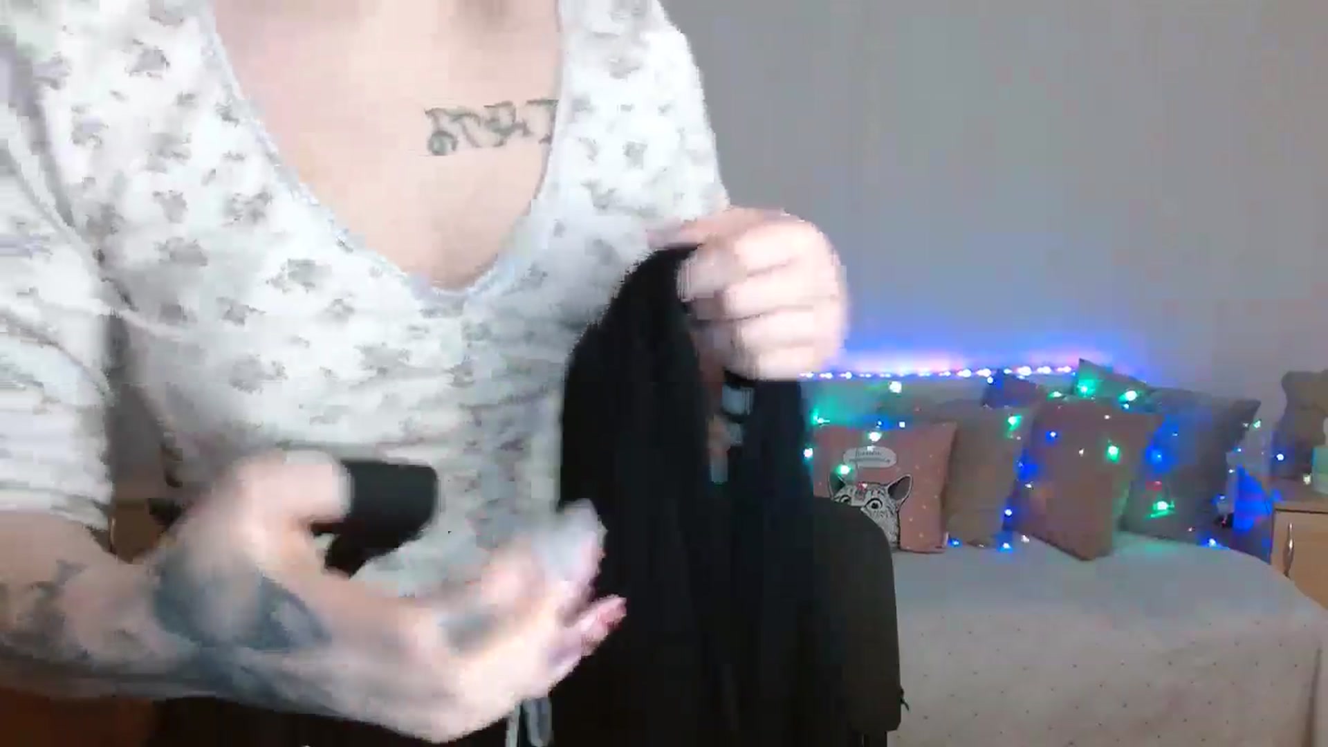 Gallery image thumbnail from Killinna's myfreecams stream on, 01/14/2025, 13:33 image 8 of 20