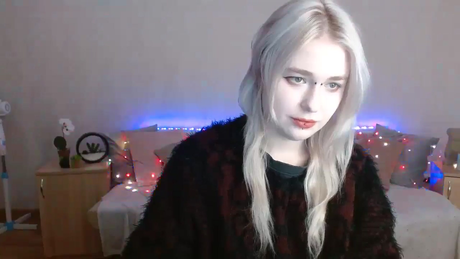 Gallery image thumbnail from Killinna's myfreecams stream on, 01/14/2025, 13:33 image 5 of 20