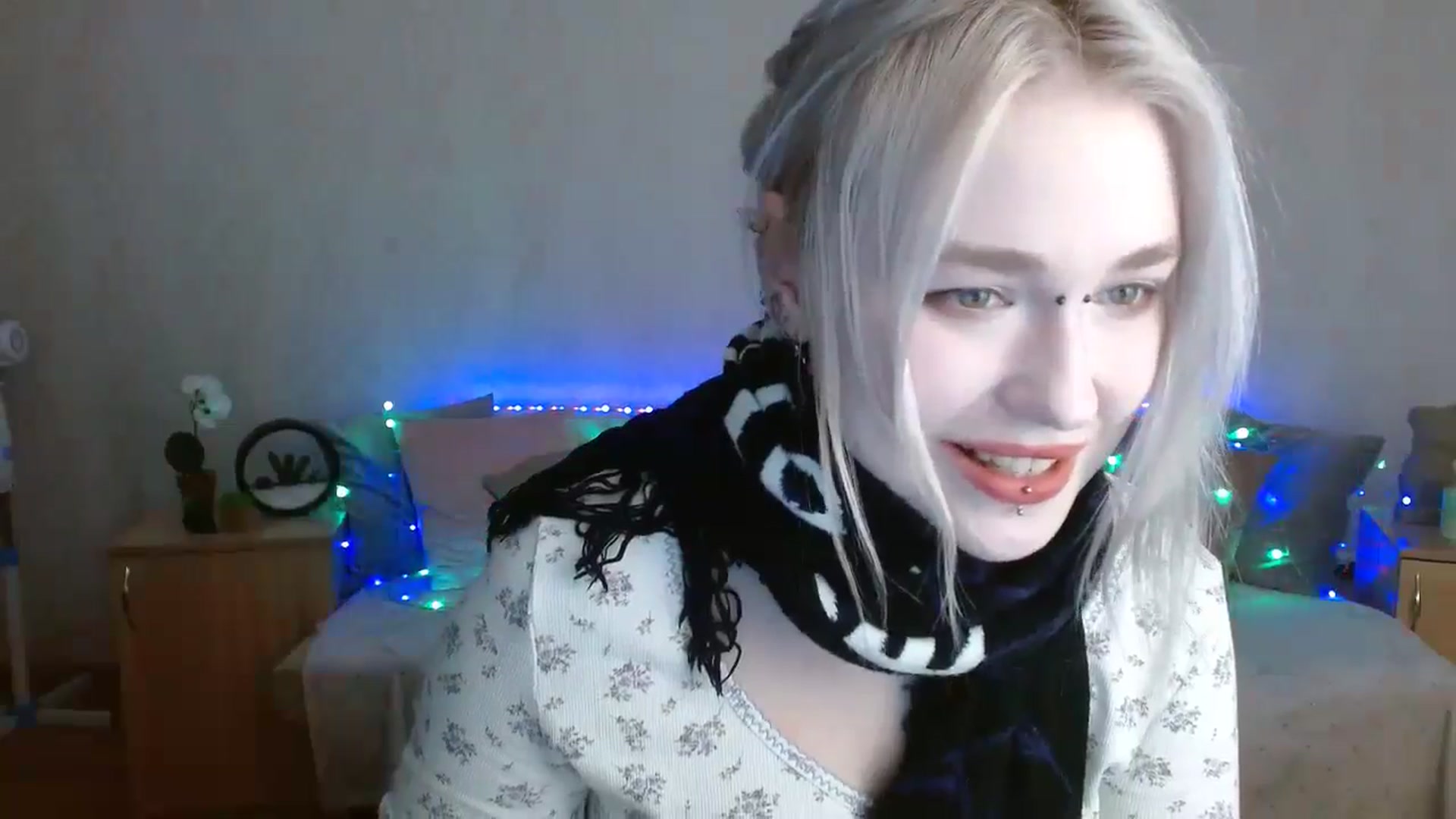 Gallery image thumbnail from Killinna's myfreecams stream on, 01/14/2025, 13:33 image 9 of 20
