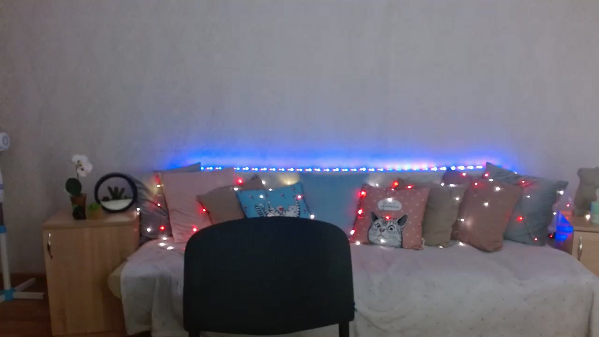 Gallery image thumbnail from Killinna's myfreecams stream on, 01/14/2025, 17:32 image 6 of 20