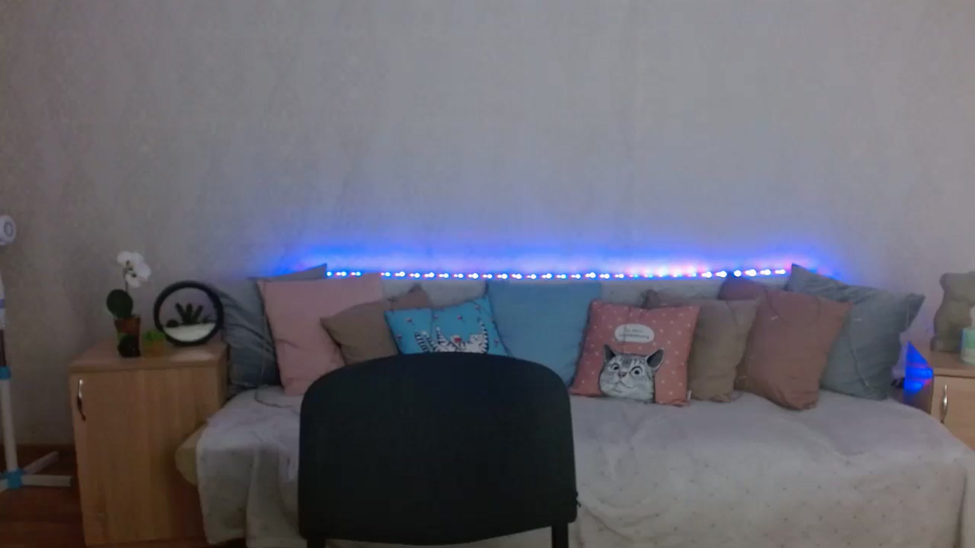 Gallery image thumbnail from Killinna's myfreecams stream on, 01/14/2025, 17:32 image 4 of 20
