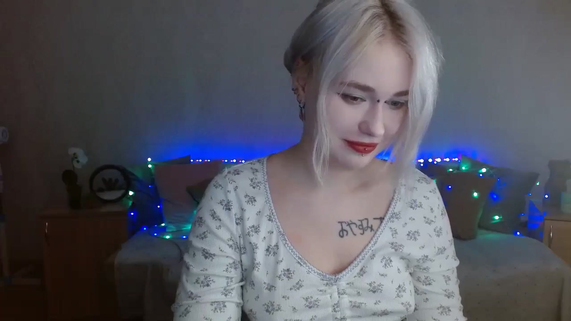 Gallery image thumbnail from Killinna's myfreecams stream on, 01/14/2025, 17:32 image 15 of 20