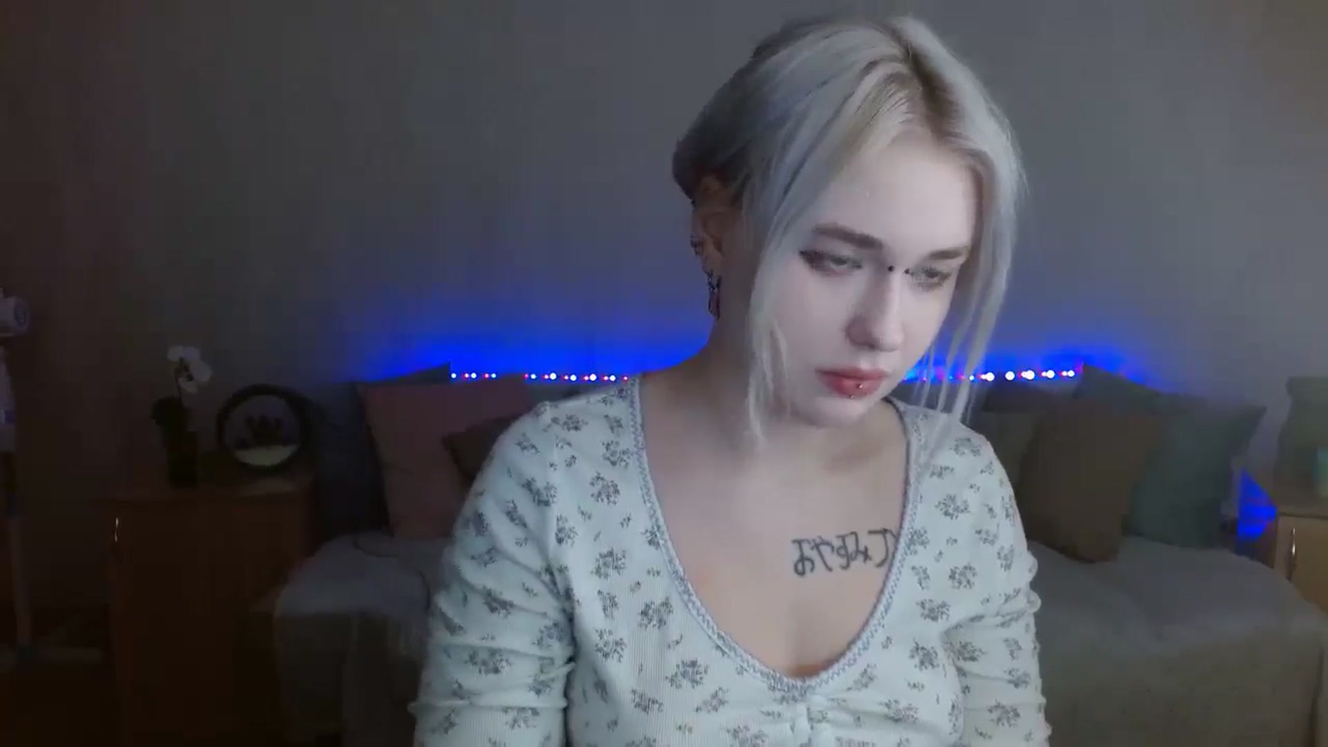 Gallery image thumbnail from Killinna's myfreecams stream on, 01/14/2025, 17:32 image 14 of 20