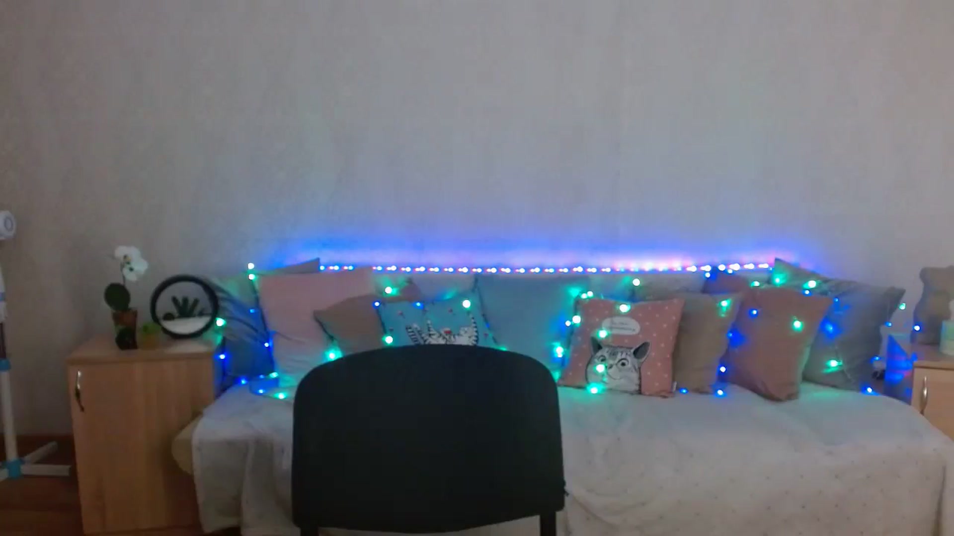 Gallery image thumbnail from Killinna's myfreecams stream on, 01/14/2025, 17:32 image 3 of 20