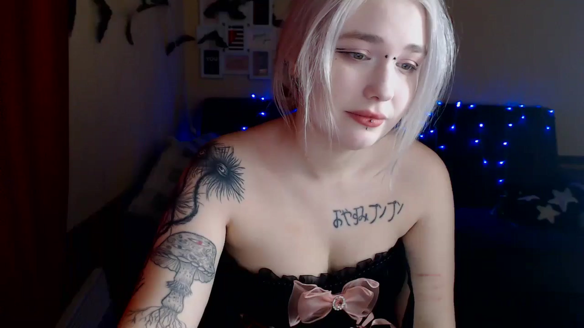 Gallery image thumbnail from Killinna's myfreecams stream on, 01/15/2025, 13:04 image 15 of 20