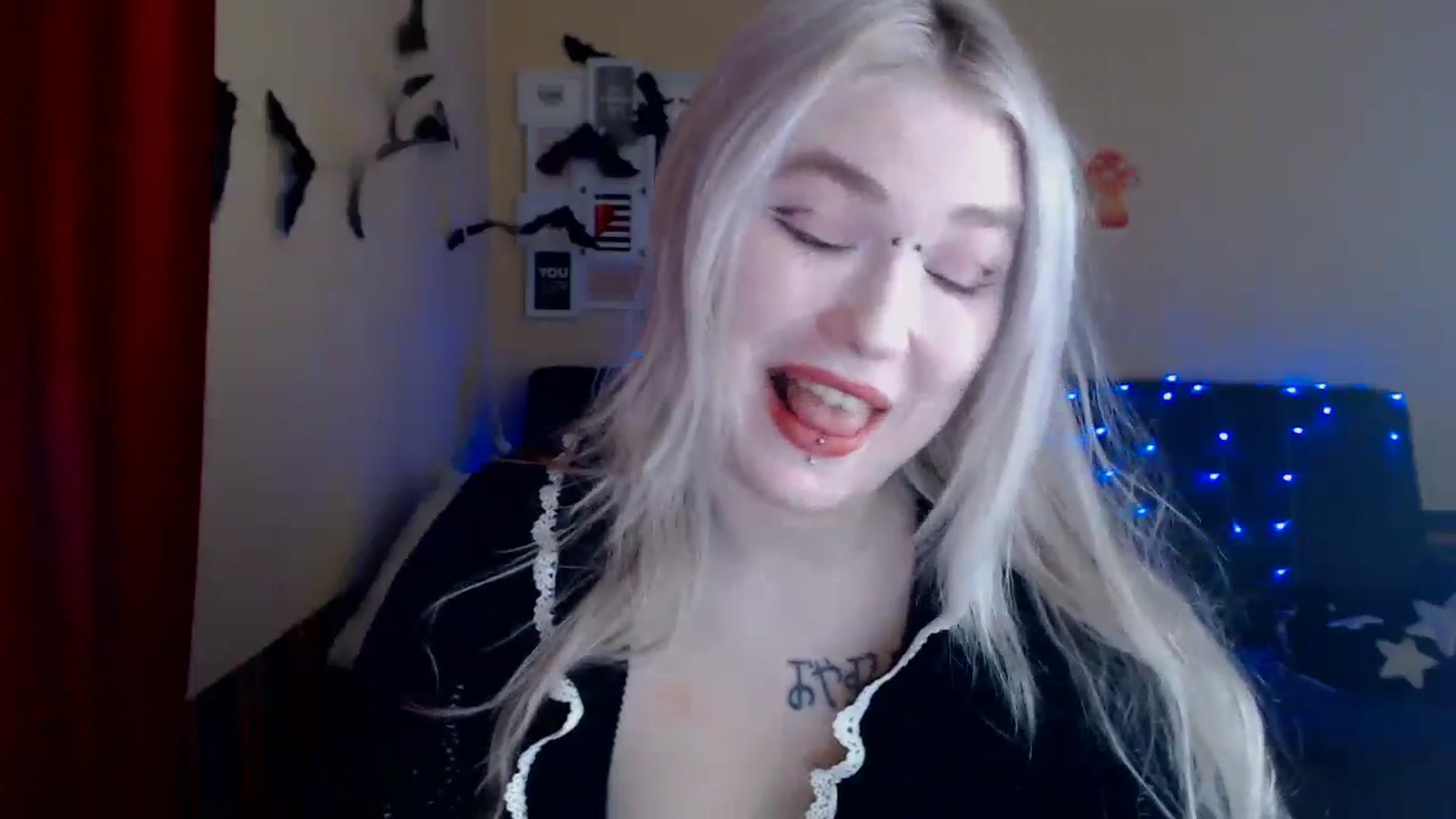 Gallery image thumbnail from Killinna's myfreecams stream on, 01/15/2025, 17:25 image 19 of 20