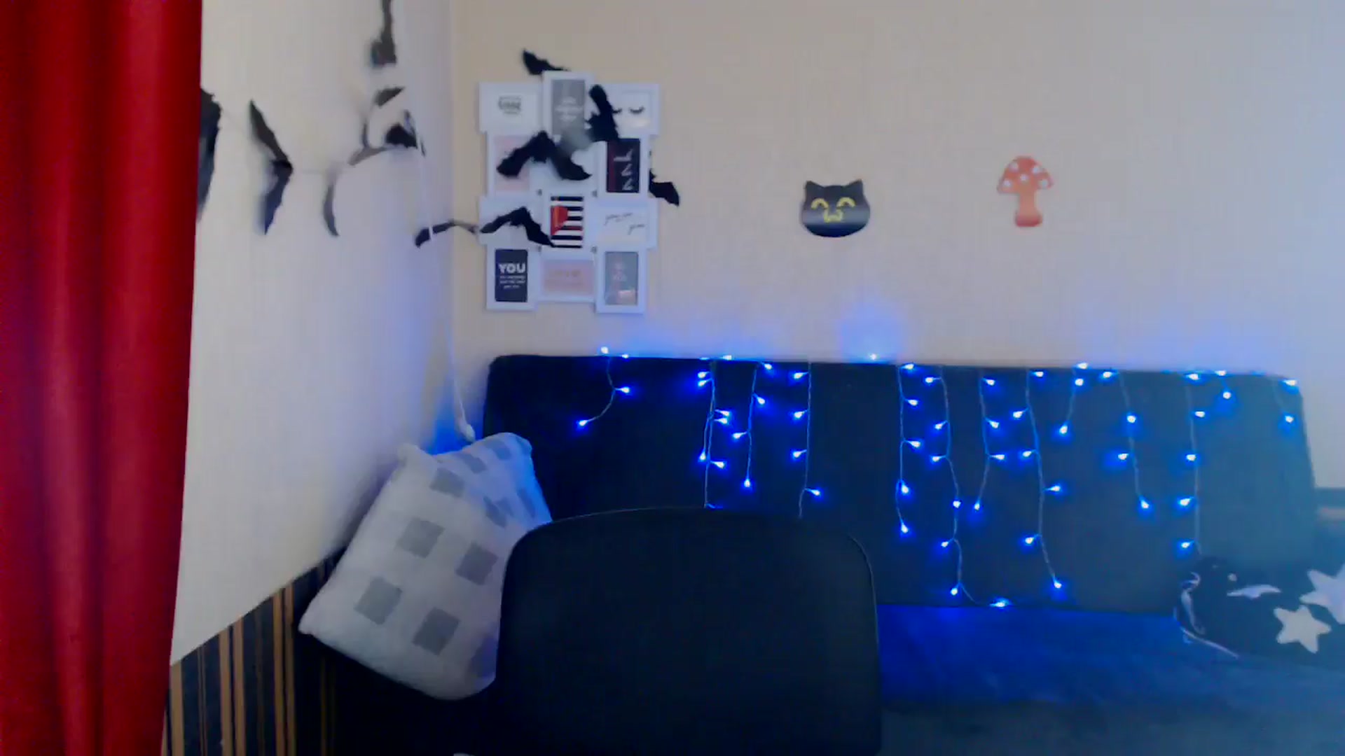 Gallery image thumbnail from Killinna's myfreecams stream on, 01/15/2025, 17:25 image 9 of 20