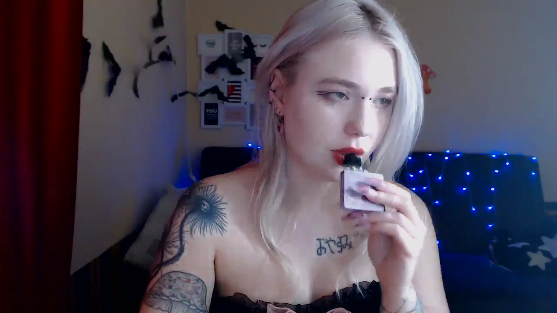 Gallery image thumbnail from Killinna's myfreecams stream on, 01/15/2025, 17:25 image 7 of 20