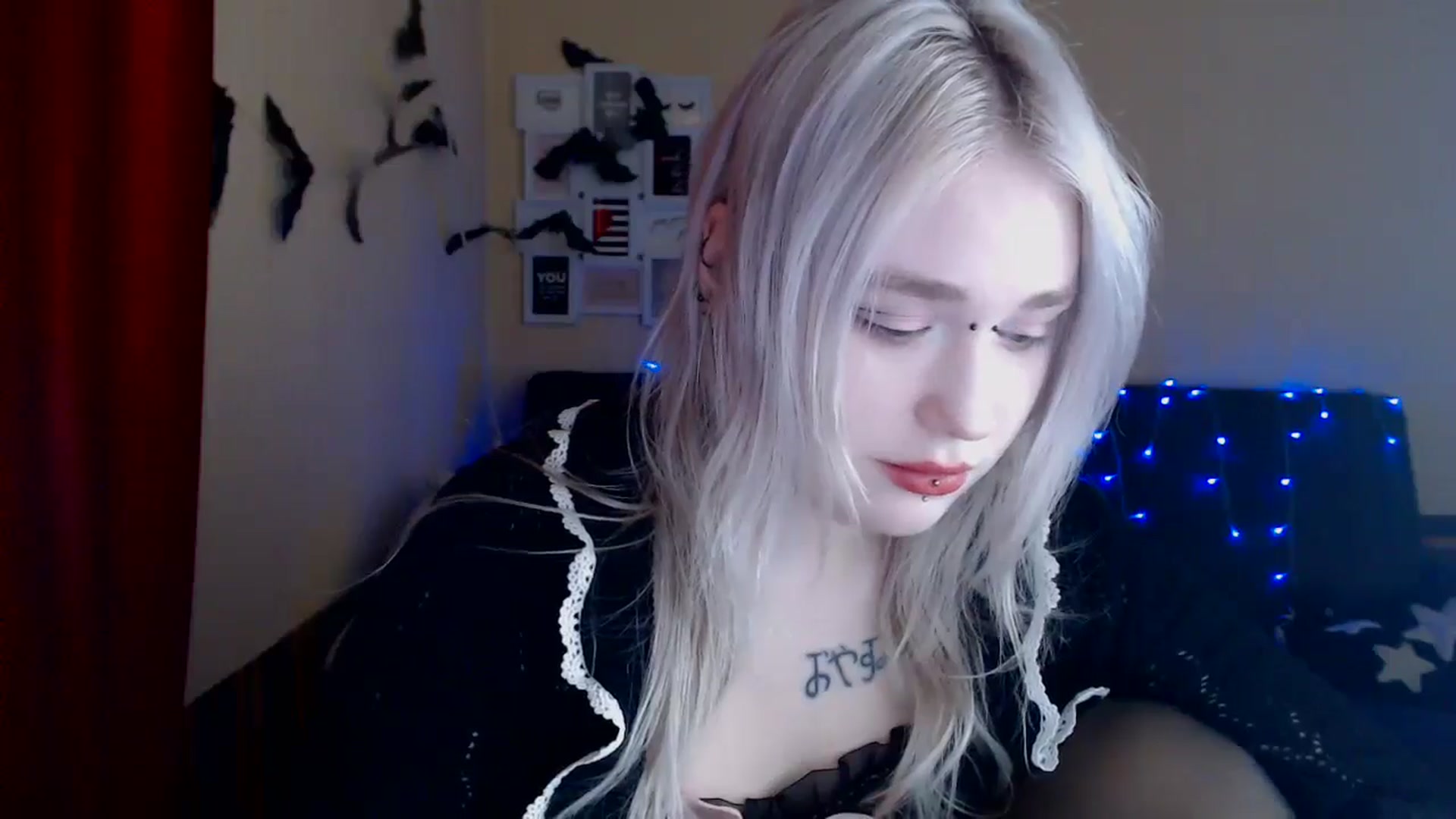 Gallery image thumbnail from Killinna's myfreecams stream on, 01/15/2025, 17:25 image 16 of 20