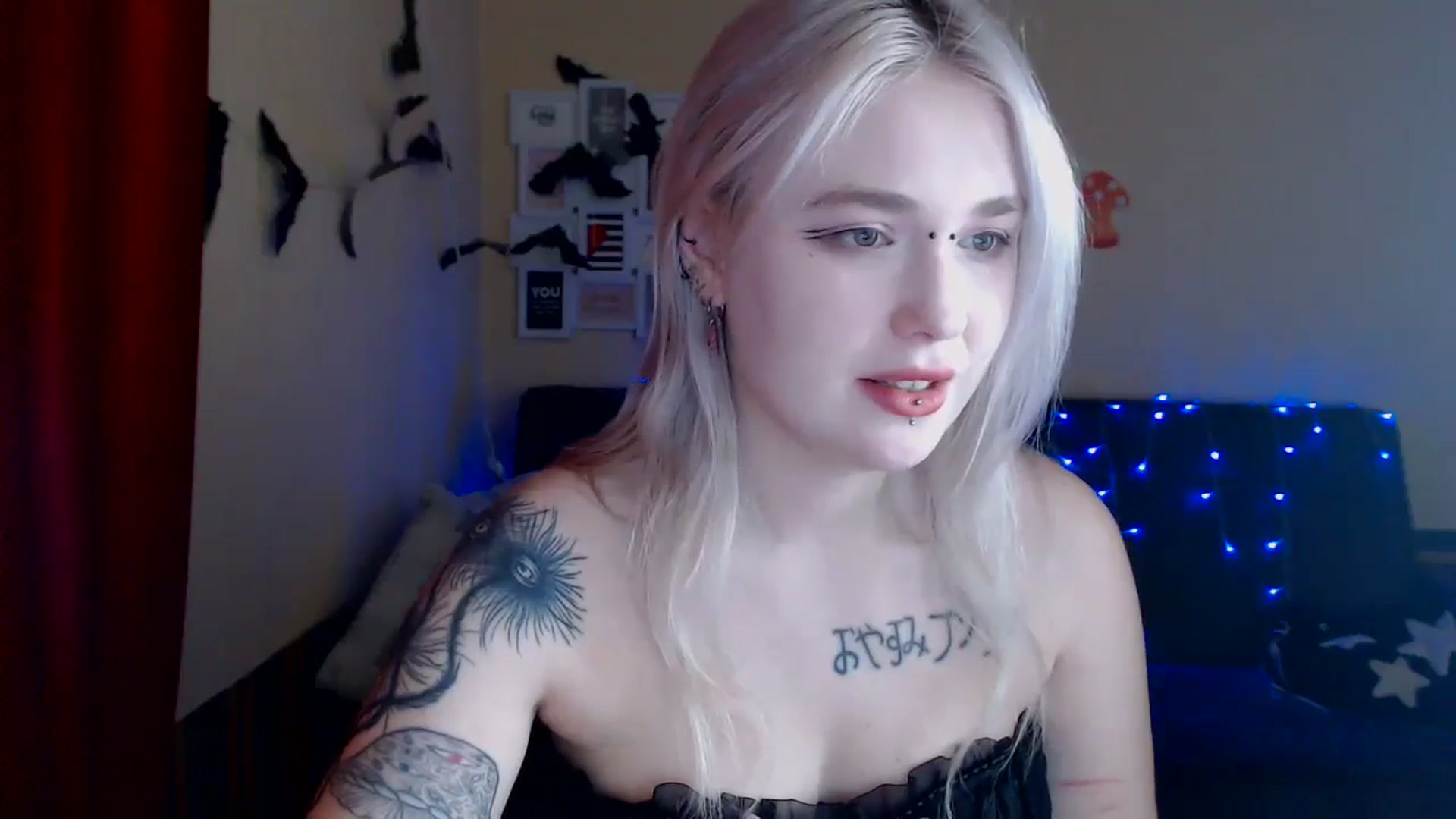Gallery image thumbnail from Killinna's myfreecams stream on, 01/15/2025, 17:25 image 3 of 20