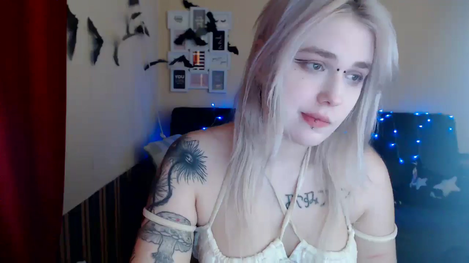 Gallery image thumbnail from Killinna's myfreecams stream on, 01/17/2025, 15:59 image 11 of 20