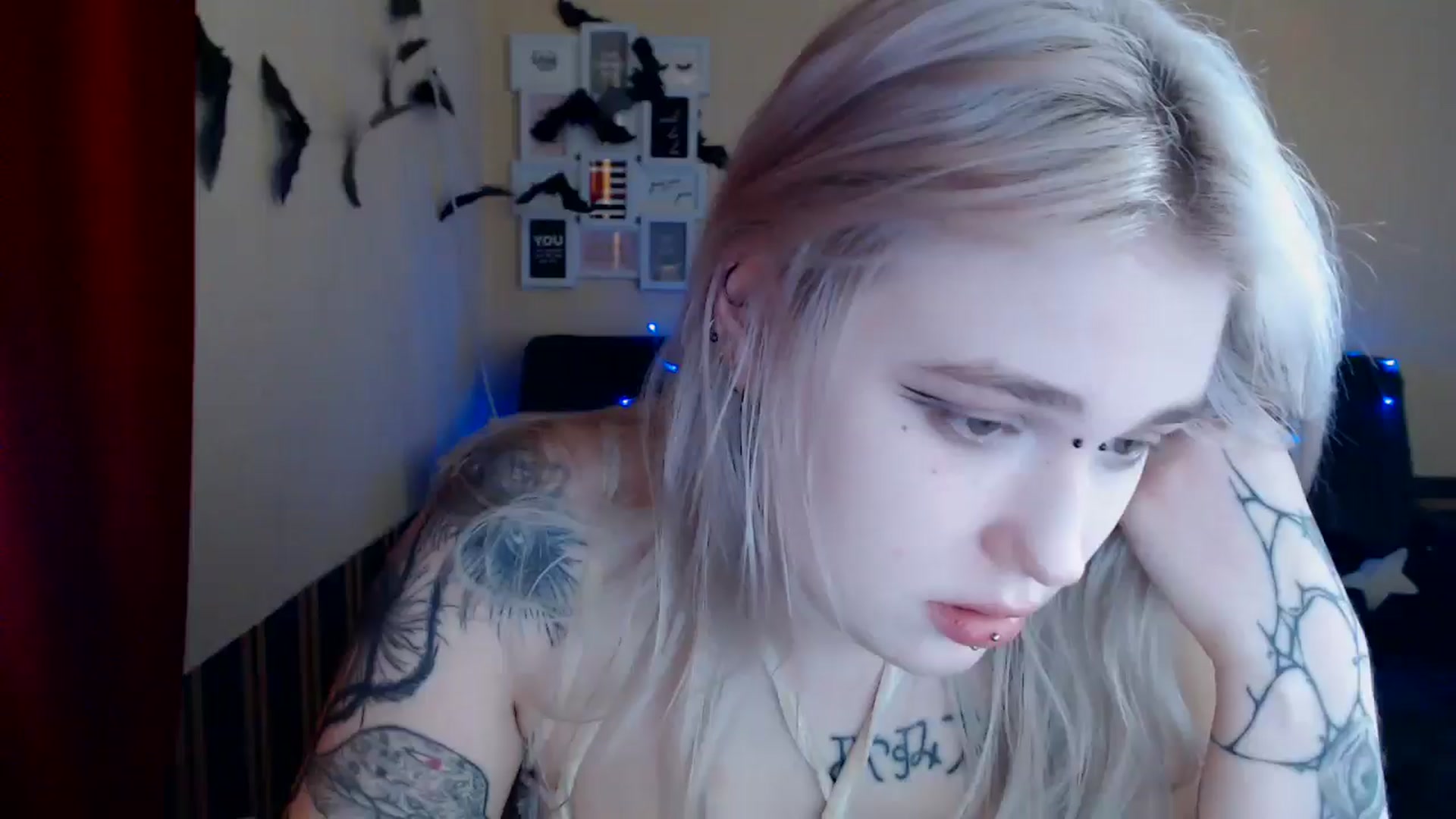 Gallery image thumbnail from Killinna's myfreecams stream on, 01/17/2025, 15:59 image 18 of 20