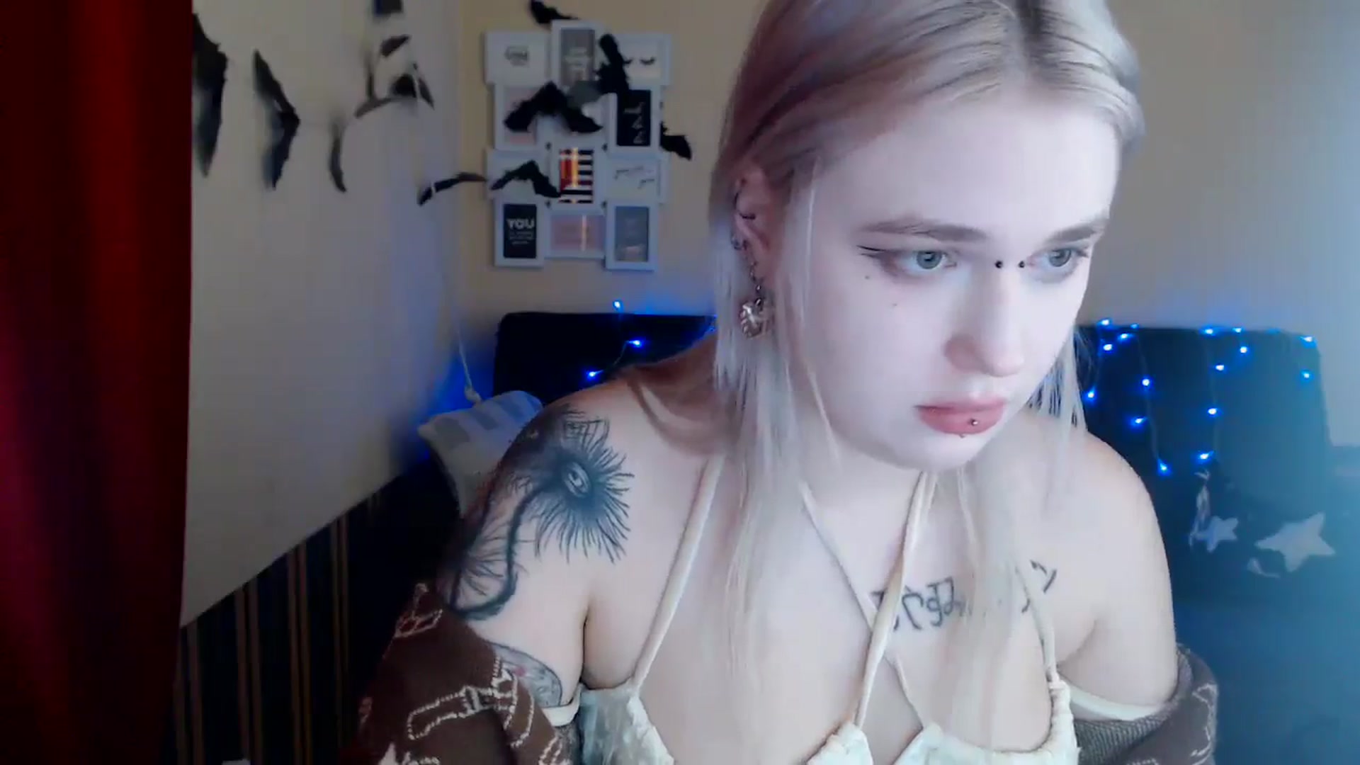 Gallery image thumbnail from Killinna's myfreecams stream on, 01/17/2025, 15:59 image 2 of 20