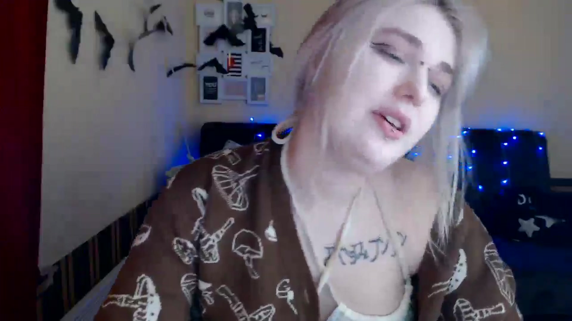 Gallery image thumbnail from Killinna's myfreecams stream on, 01/17/2025, 17:13 image 18 of 20