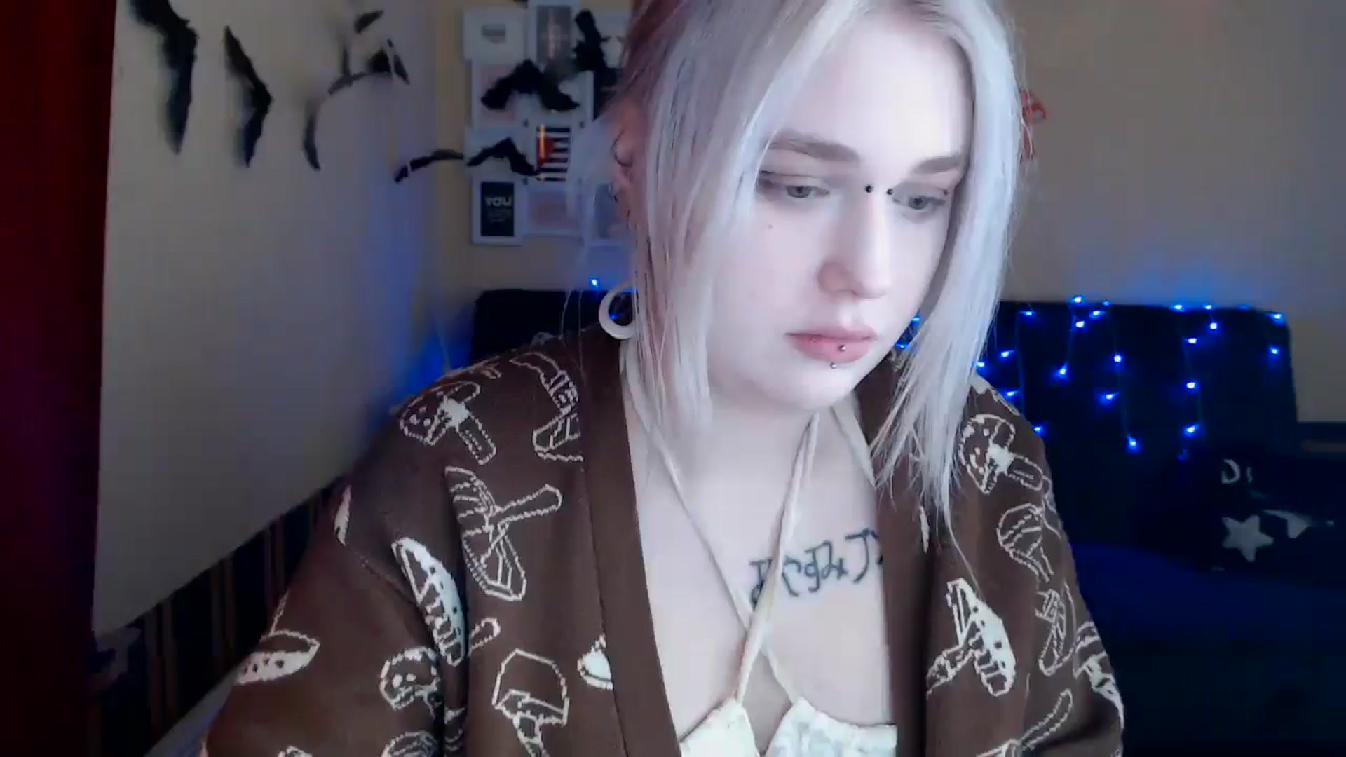 Gallery image thumbnail from Killinna's myfreecams stream on, 01/17/2025, 17:13 image 1 of 20